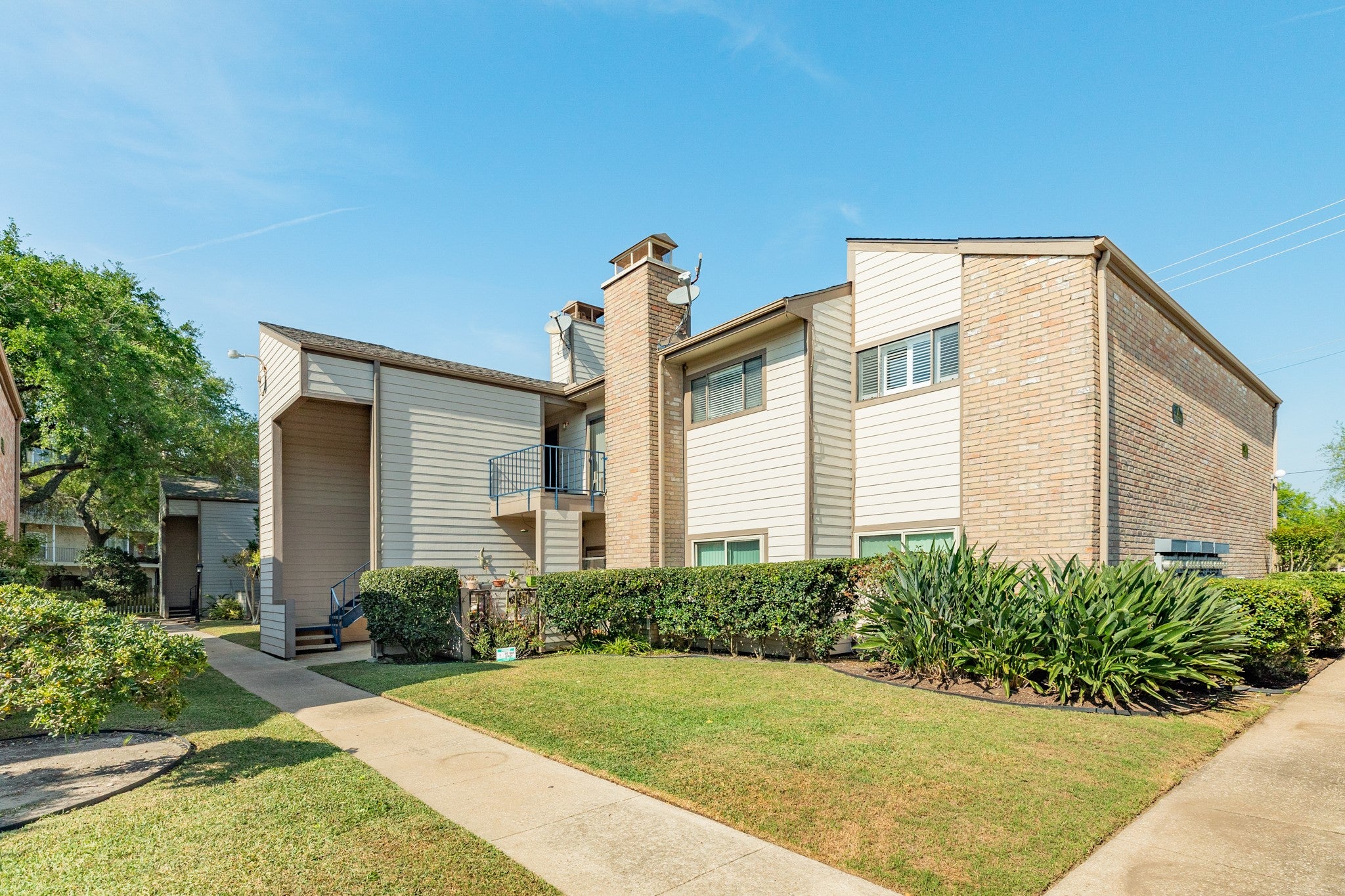 Holiday Dr, Galveston, TX 77550