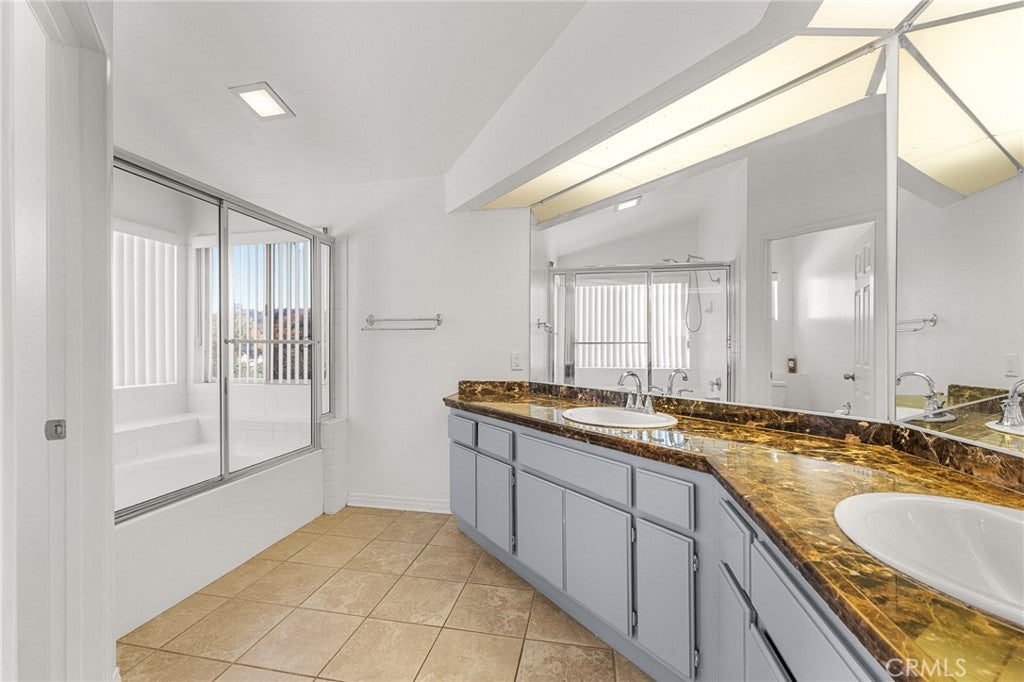 Yucaipa, California, 92399, United States, 3 Bedrooms Bedrooms, ,3 BathroomsBathrooms,Residential,For Sale,1978700