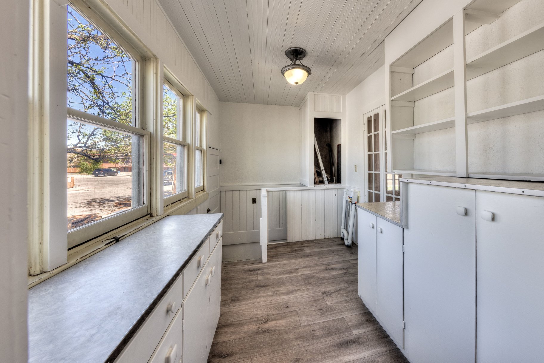  Charming Vintage Home Rich with Character and History - 物件實景