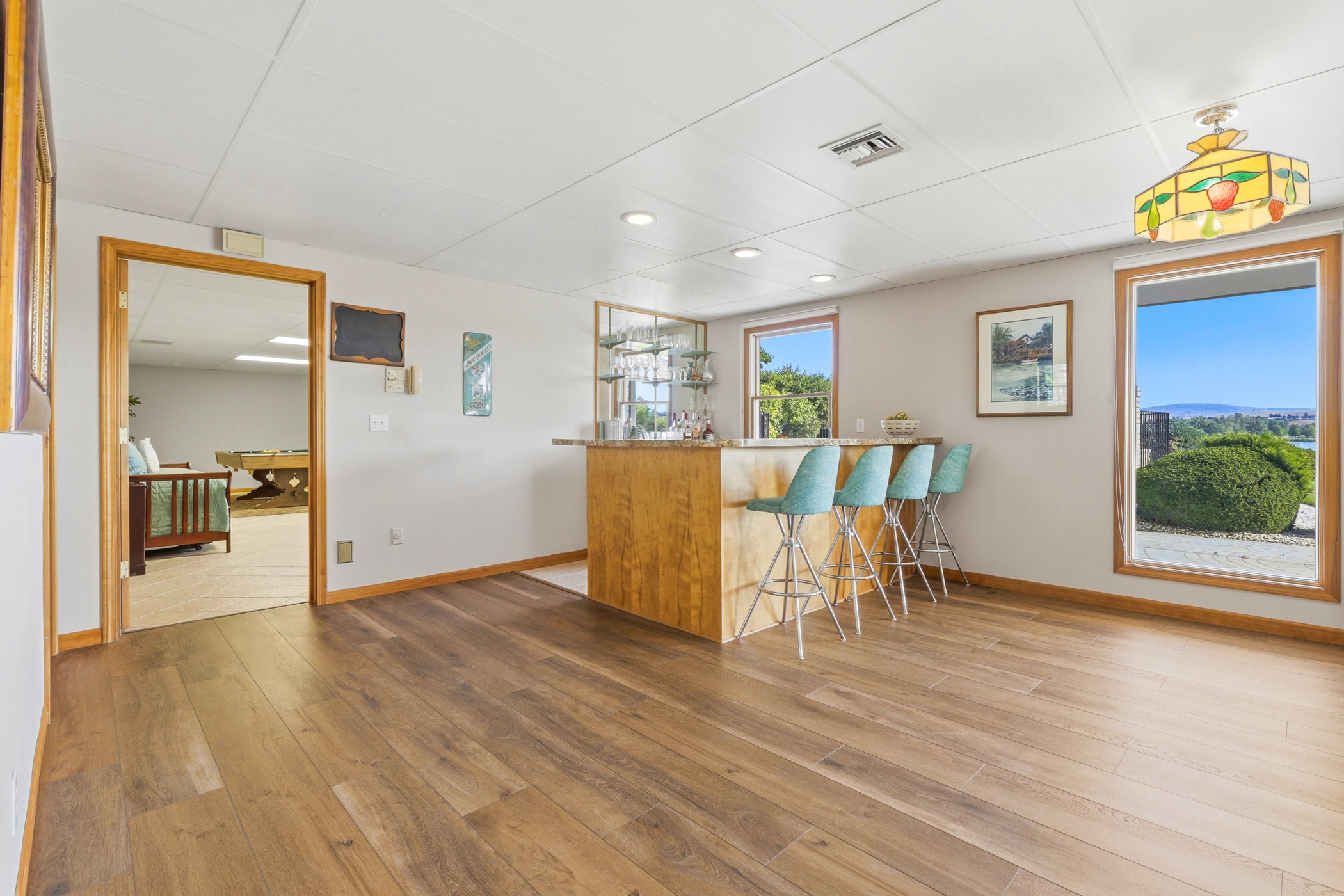  Prime Columbia River Frontage, Pool, large lot - 物件實景
