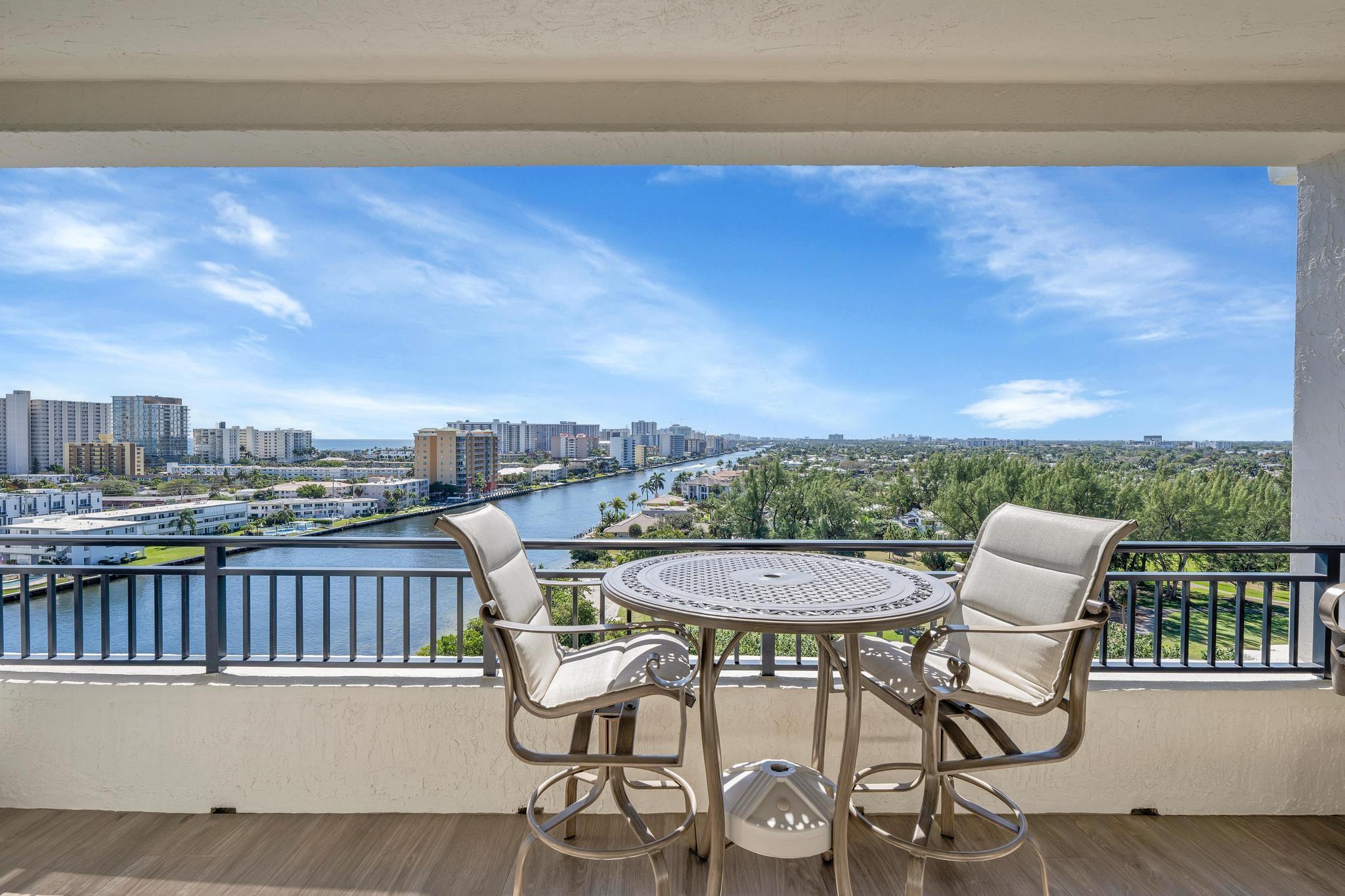 Pompano Beach, Florida, 33062, United States, 2 Bedrooms Bedrooms, ,3 BathroomsBathrooms,Residential,For Sale,1978279