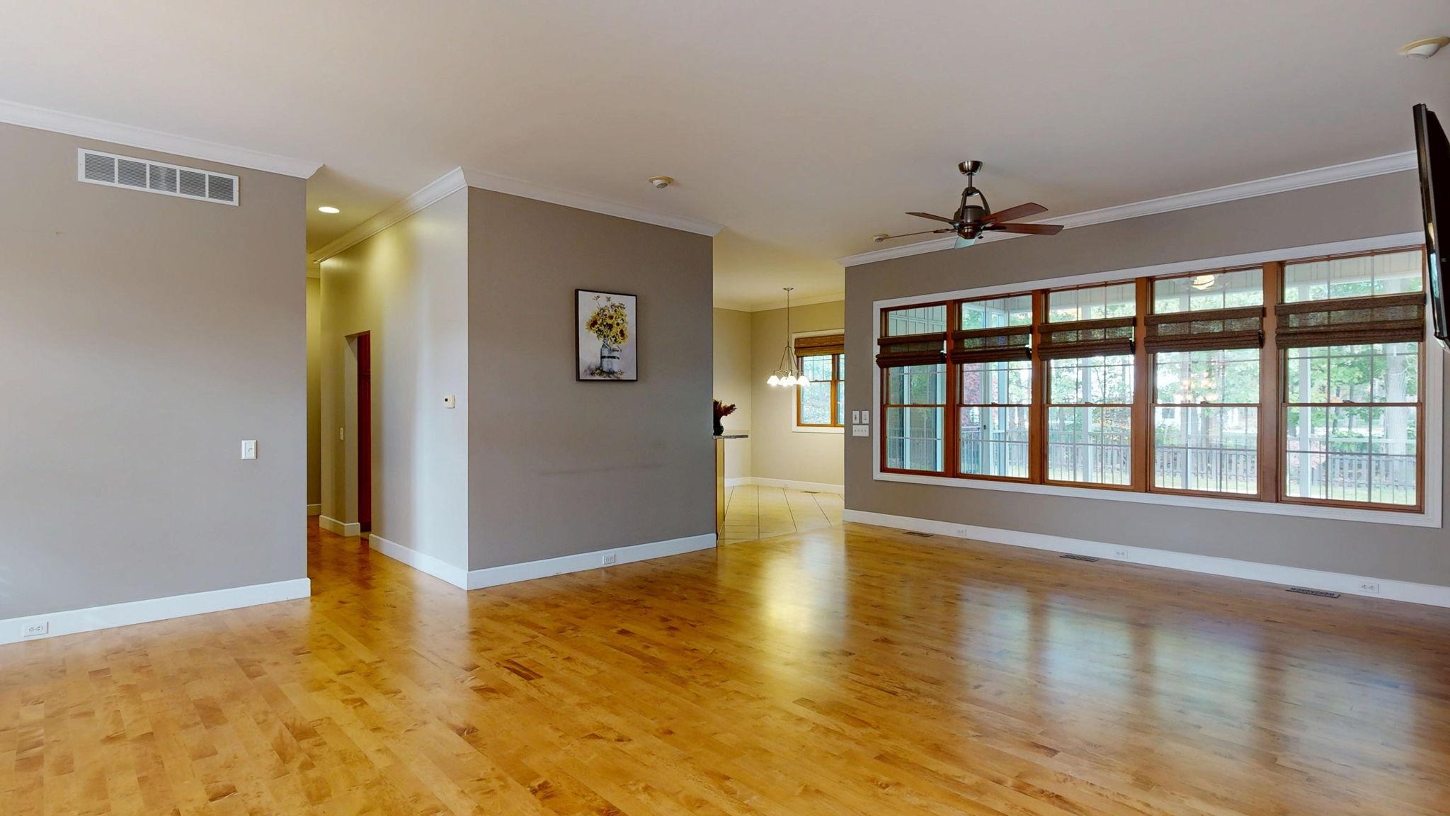 Midland, Michigan, 48642, United States, 3 Bedrooms Bedrooms, ,3 BathroomsBathrooms,Residential,For Sale,1977792