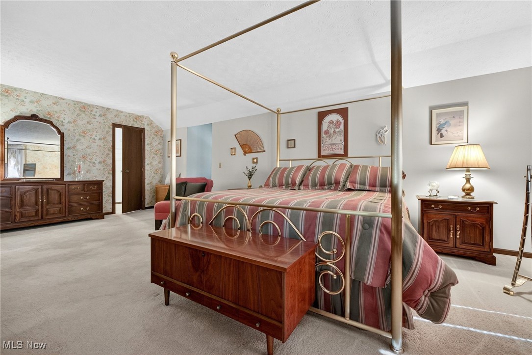 Kent, Ohio, 44240, United States, 3 Bedrooms Bedrooms, ,3 BathroomsBathrooms,Residential,For Sale,1973224