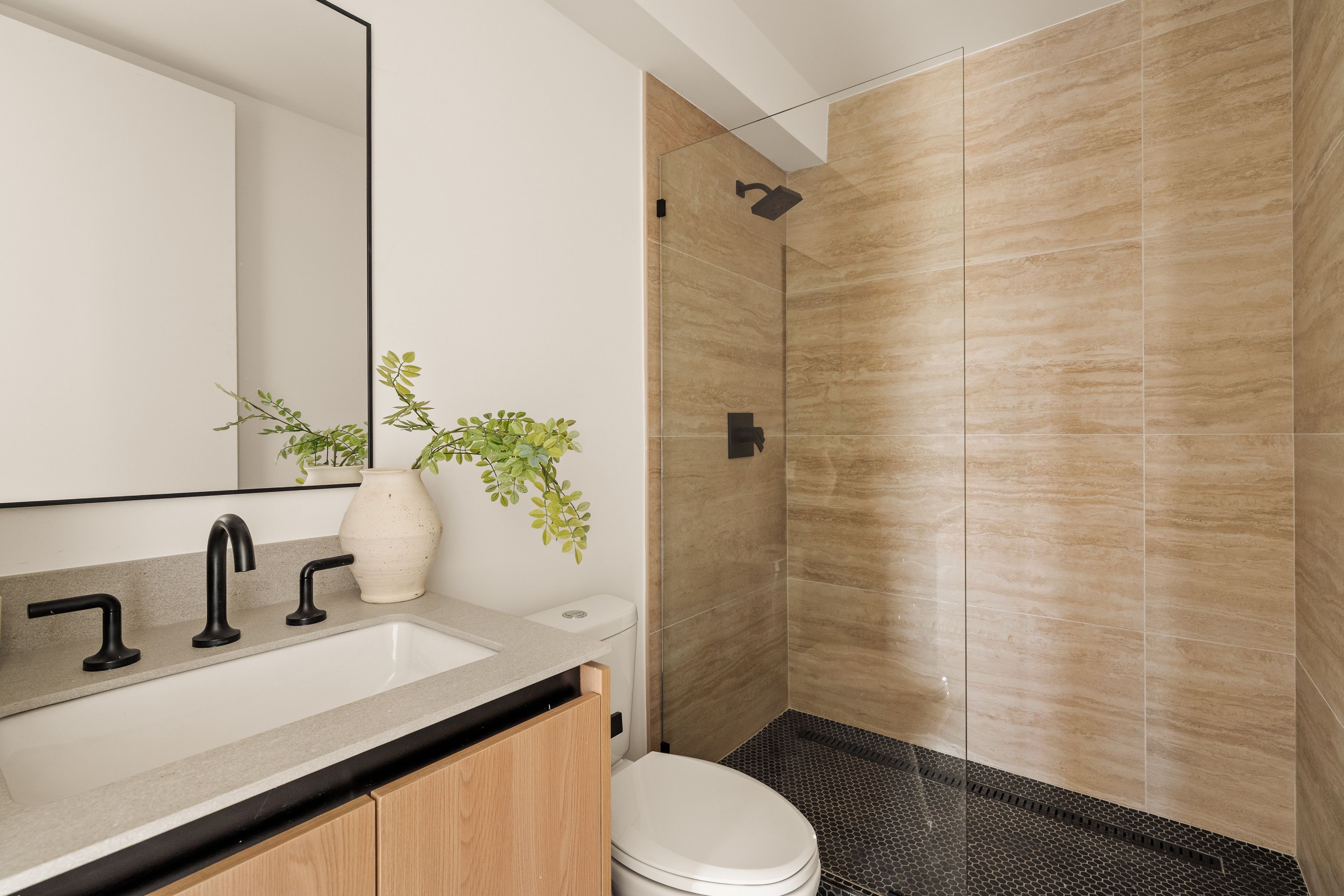  1749 1/2 S Marvin Ave - 物件實景