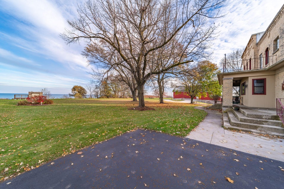 Mosel, Wisconsin, 50383, United States, 4 Bedrooms Bedrooms, ,3 BathroomsBathrooms,Residential,For Sale,1888286