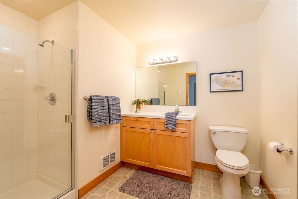 Hat Island, Washington, 98206, United States, 3 Bedrooms Bedrooms, ,1 BathroomBathrooms,Residential,For Sale,1974071