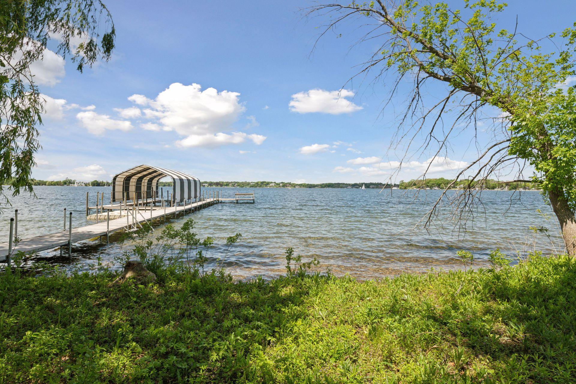 Wayzata, Minnesota, 55391, United States, 5 Bedrooms Bedrooms, ,3 BathroomsBathrooms,Residential,For Sale,1913514