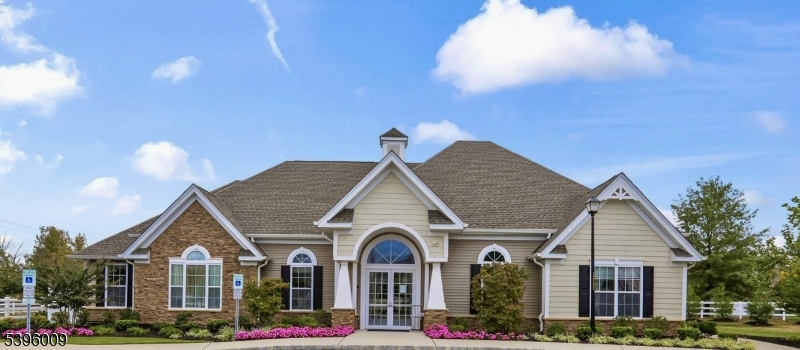 Sayreville Boro, New Jersey, 08859, United States, 2 Bedrooms Bedrooms, ,3 BathroomsBathrooms,Residential,For Sale,1989005