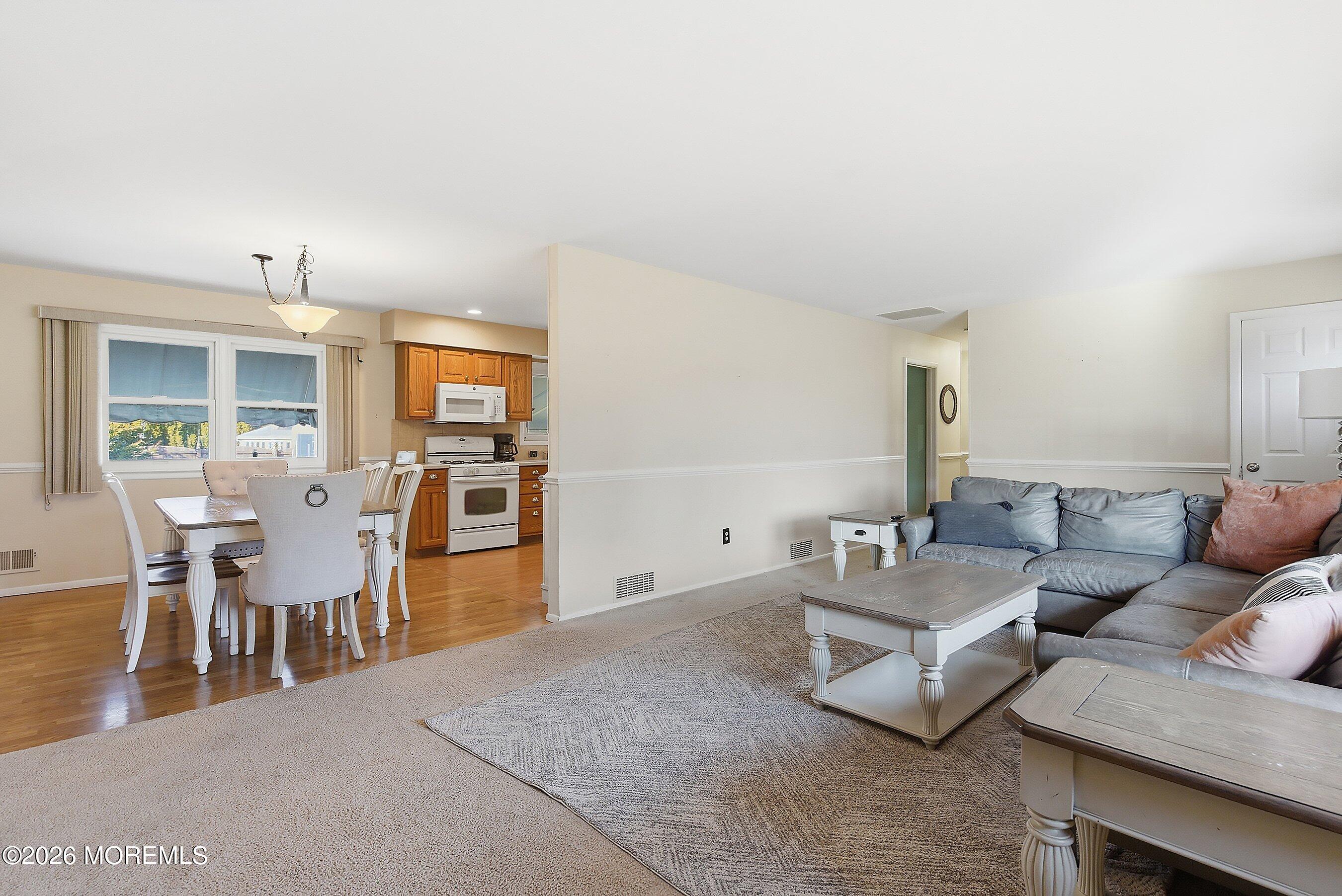 Brick, New Jersey, 08723, United States, 3 Bedrooms Bedrooms, ,1 BathroomBathrooms,Residential,For Sale,2012746