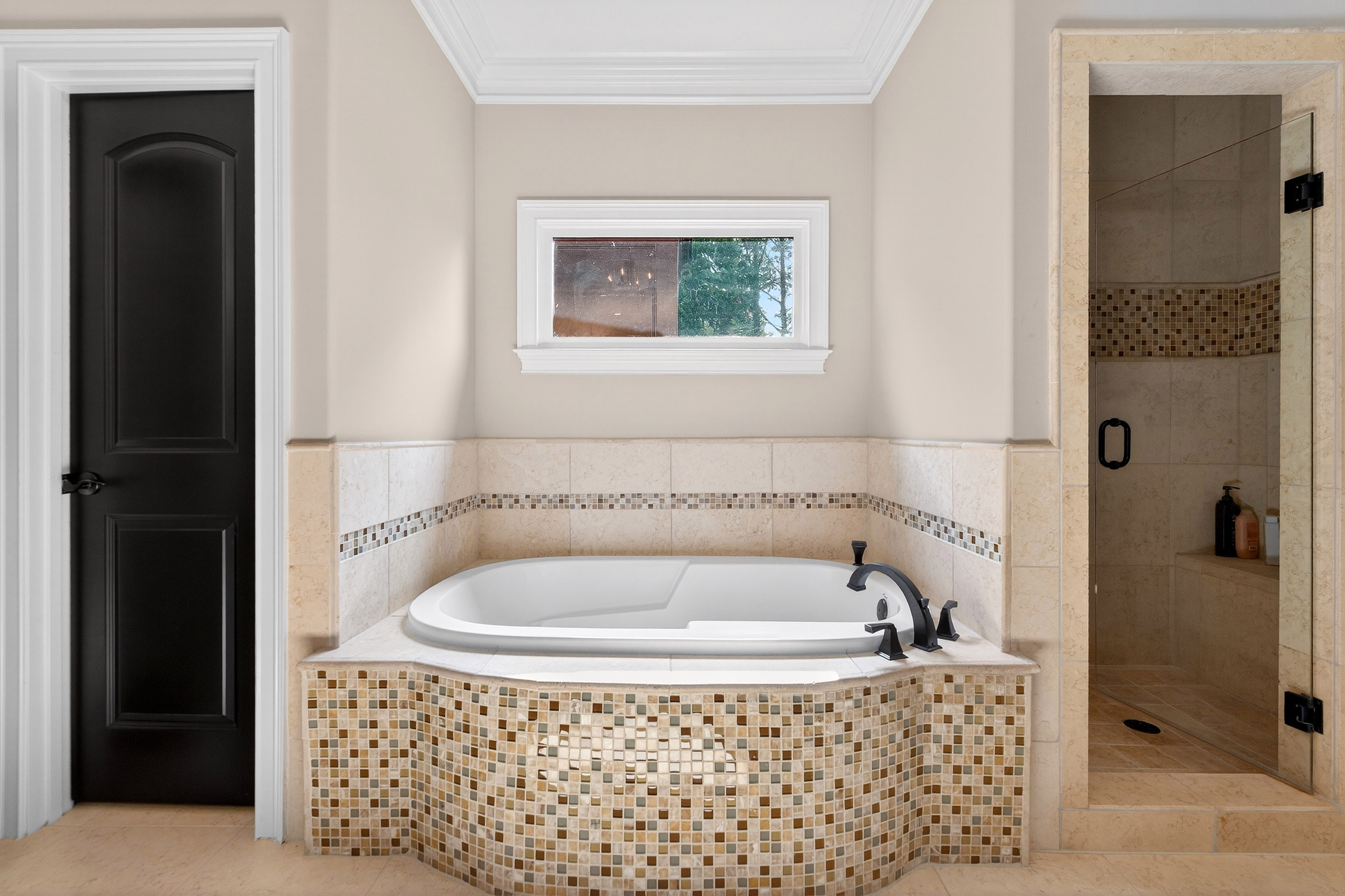  Elegant Home Offering Luxury, Functionality, and Privacy - 物件實景