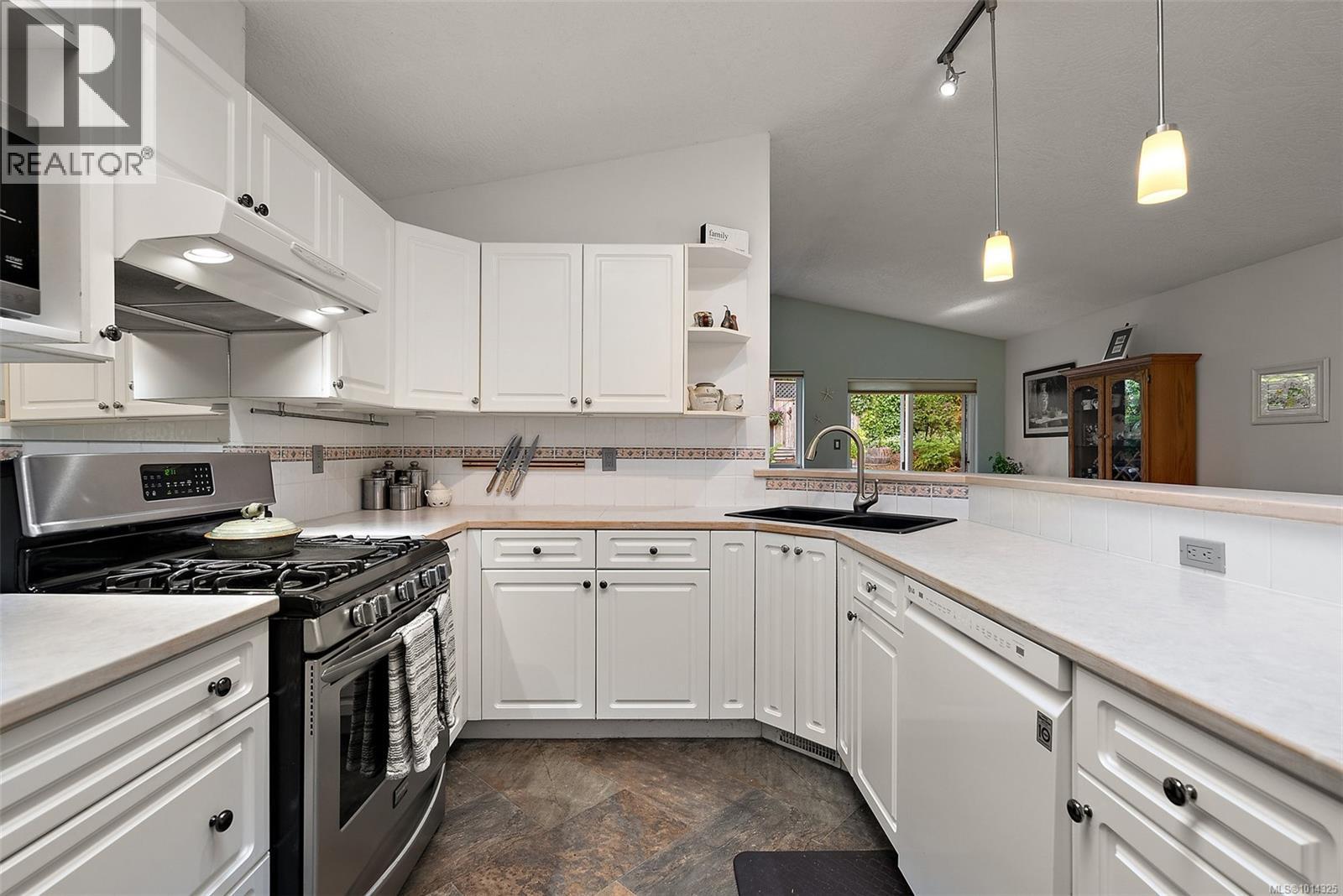 DUNCAN, British Columbia, V9L 5K8, CA, 3 Bedrooms Bedrooms, ,2 BathroomsBathrooms,Residential,For Sale,1950422