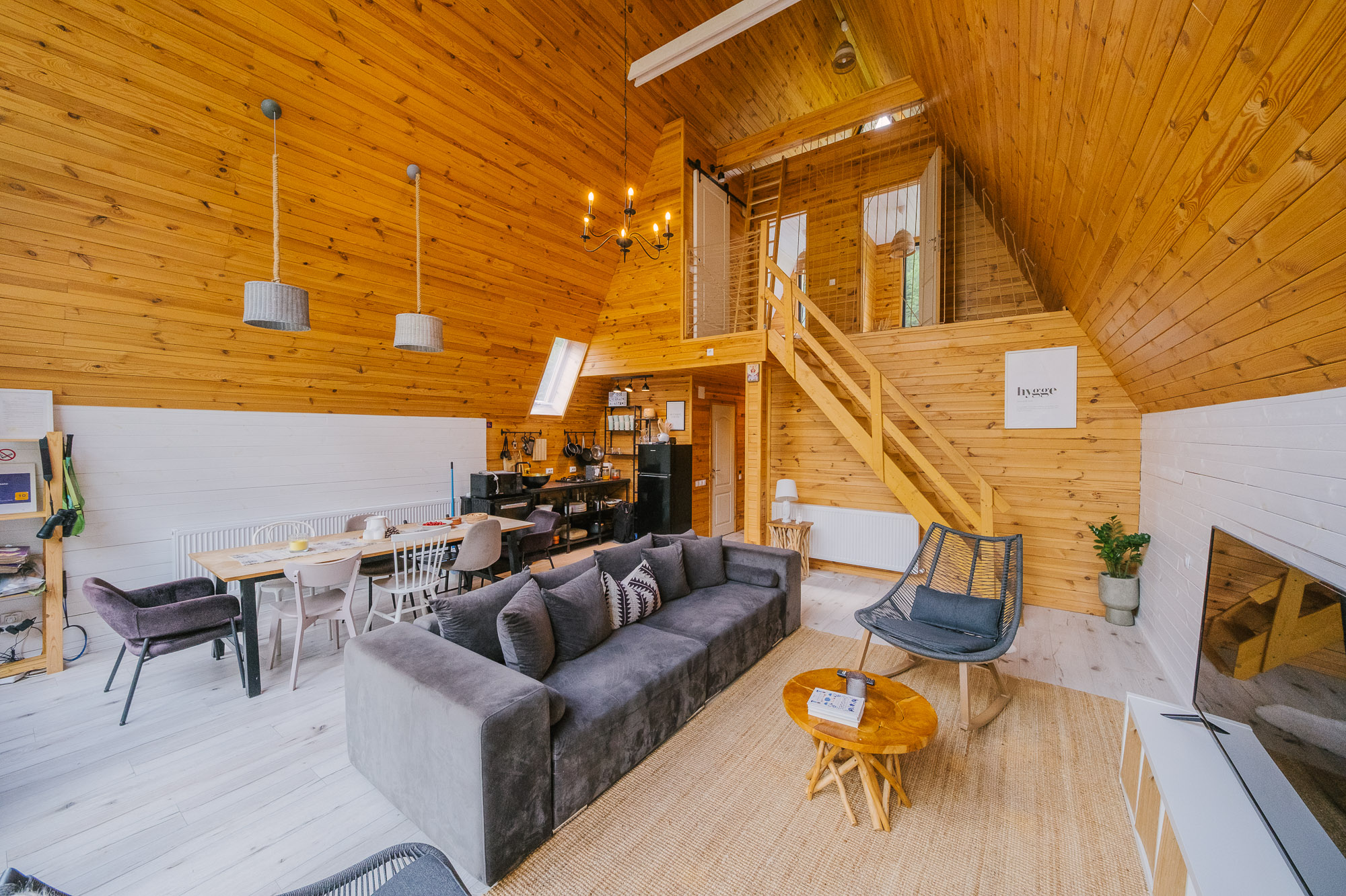  A Home Between River, Forest and Sky in the Heart of the Lotru Mountains - 物件實景