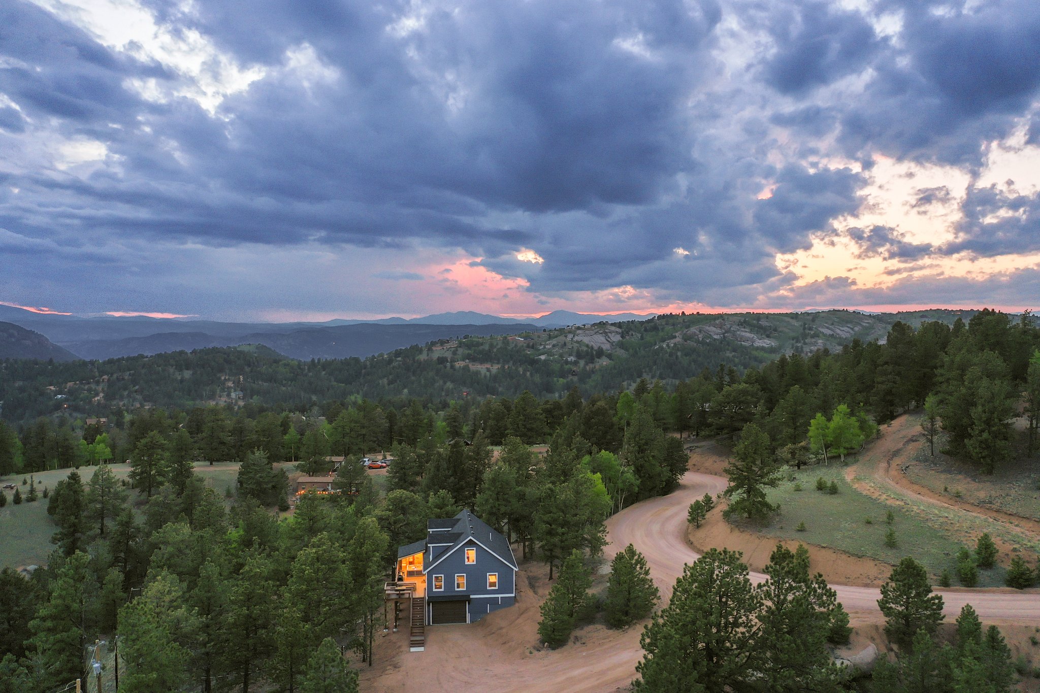 Cripple Creek, Colorado, 80813, United States, 4 Bedrooms Bedrooms, ,3 BathroomsBathrooms,Residential,For Sale,1856963