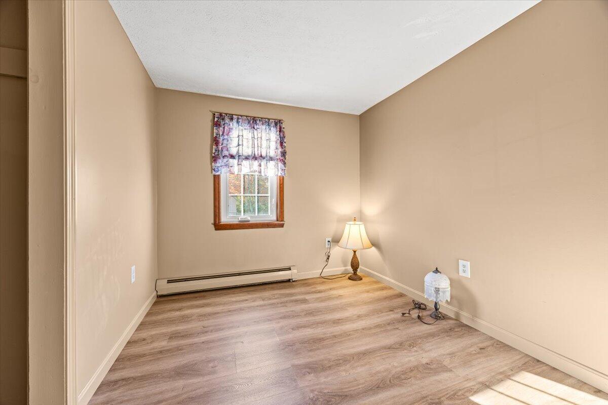 Saco, Maine, 04072, United States, 3 Bedrooms Bedrooms, ,2 BathroomsBathrooms,Residential,For Sale,1970282