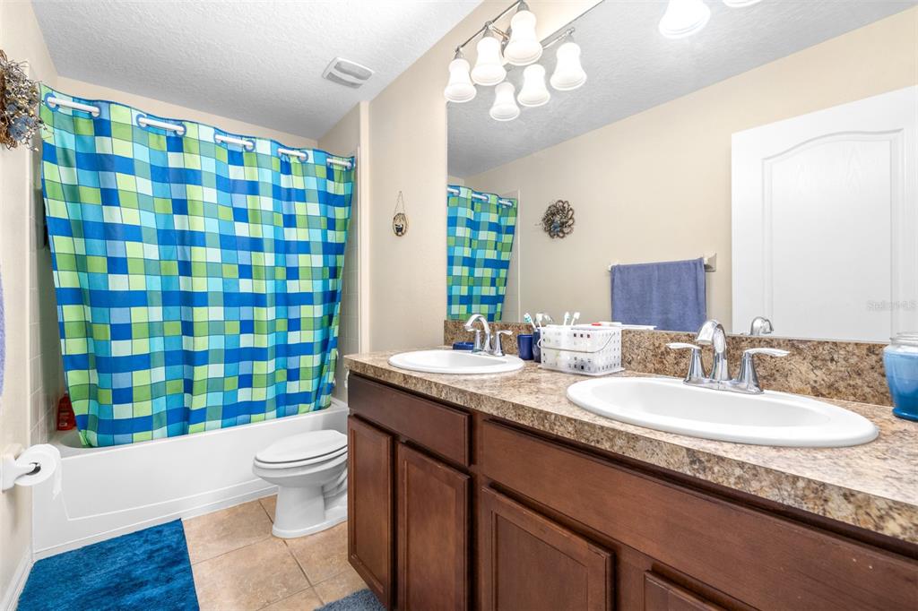 Trinity, Florida, 34655, United States, 6 Bedrooms Bedrooms, ,4 BathroomsBathrooms,Residential,For Sale,1917257