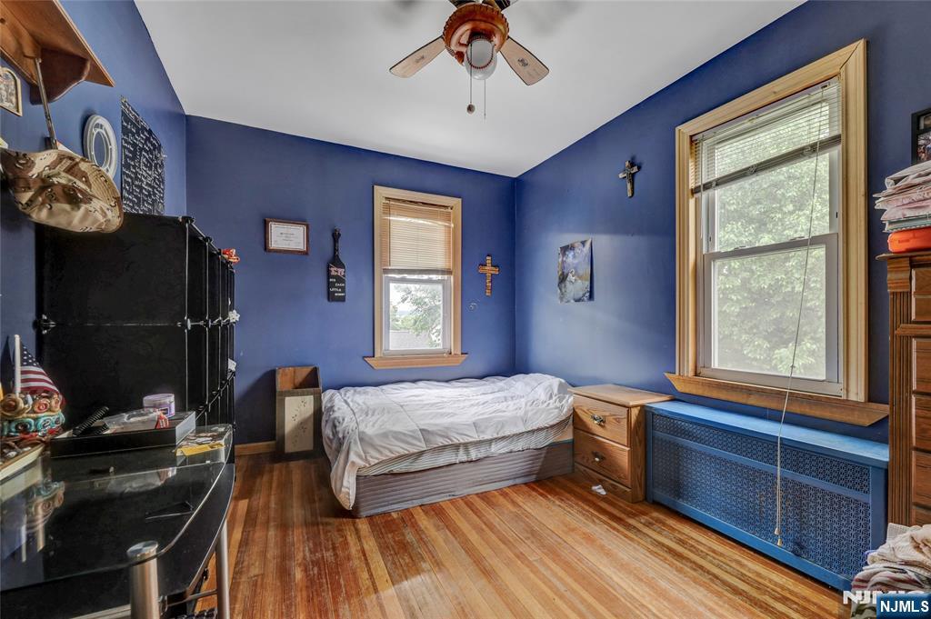 Fair Lawn, New Jersey, 07410, United States, 3 Bedrooms Bedrooms, ,3 BathroomsBathrooms,Residential,For Sale,1992145