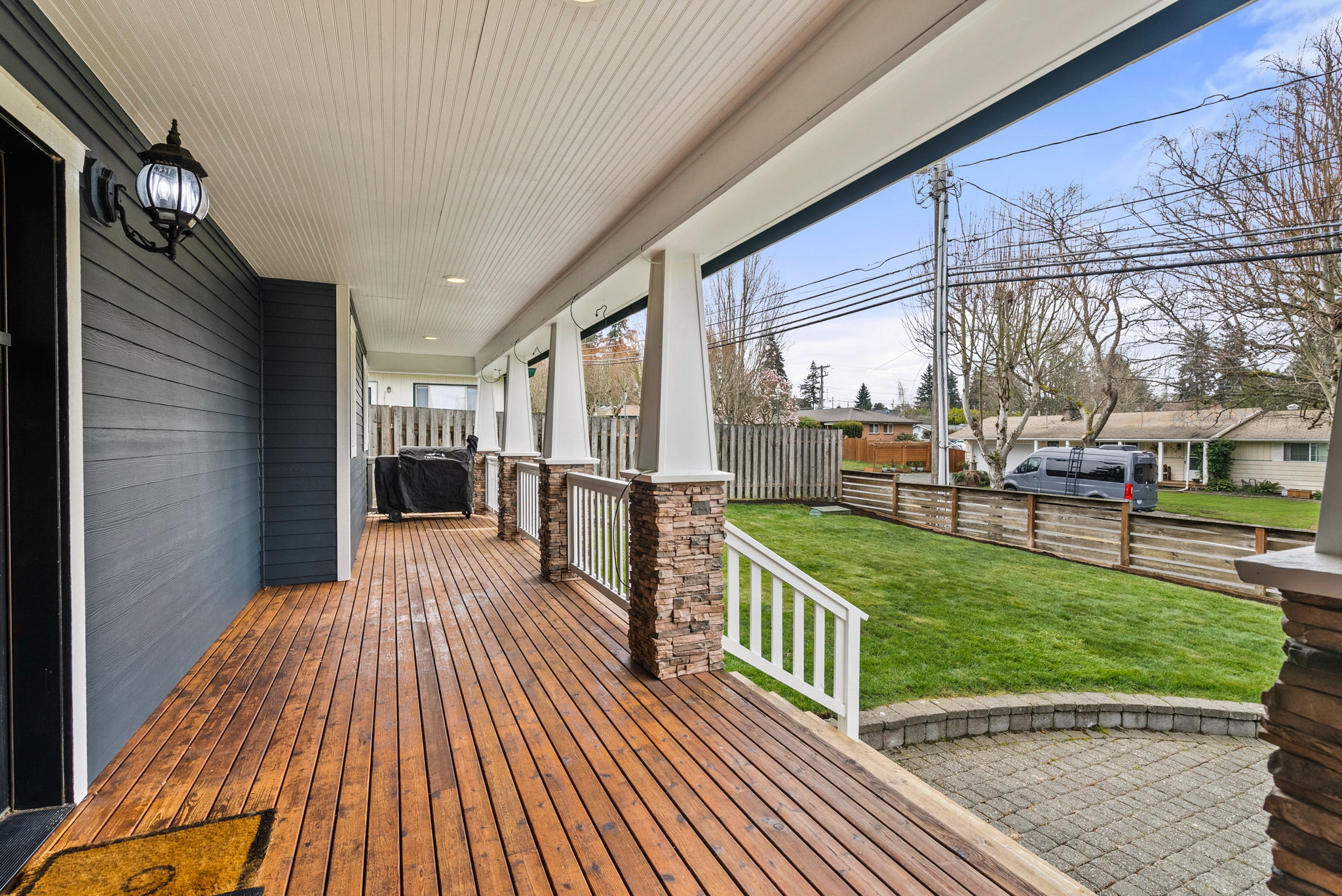  University Place Living - 物件實景