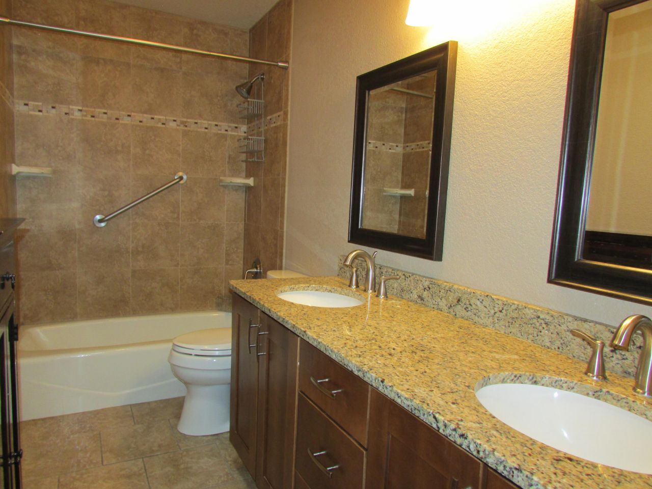 Albuquerque, New Mexico, 87111, United States, 4 Bedrooms Bedrooms, ,3 BathroomsBathrooms,Residential,For Sale,1919605