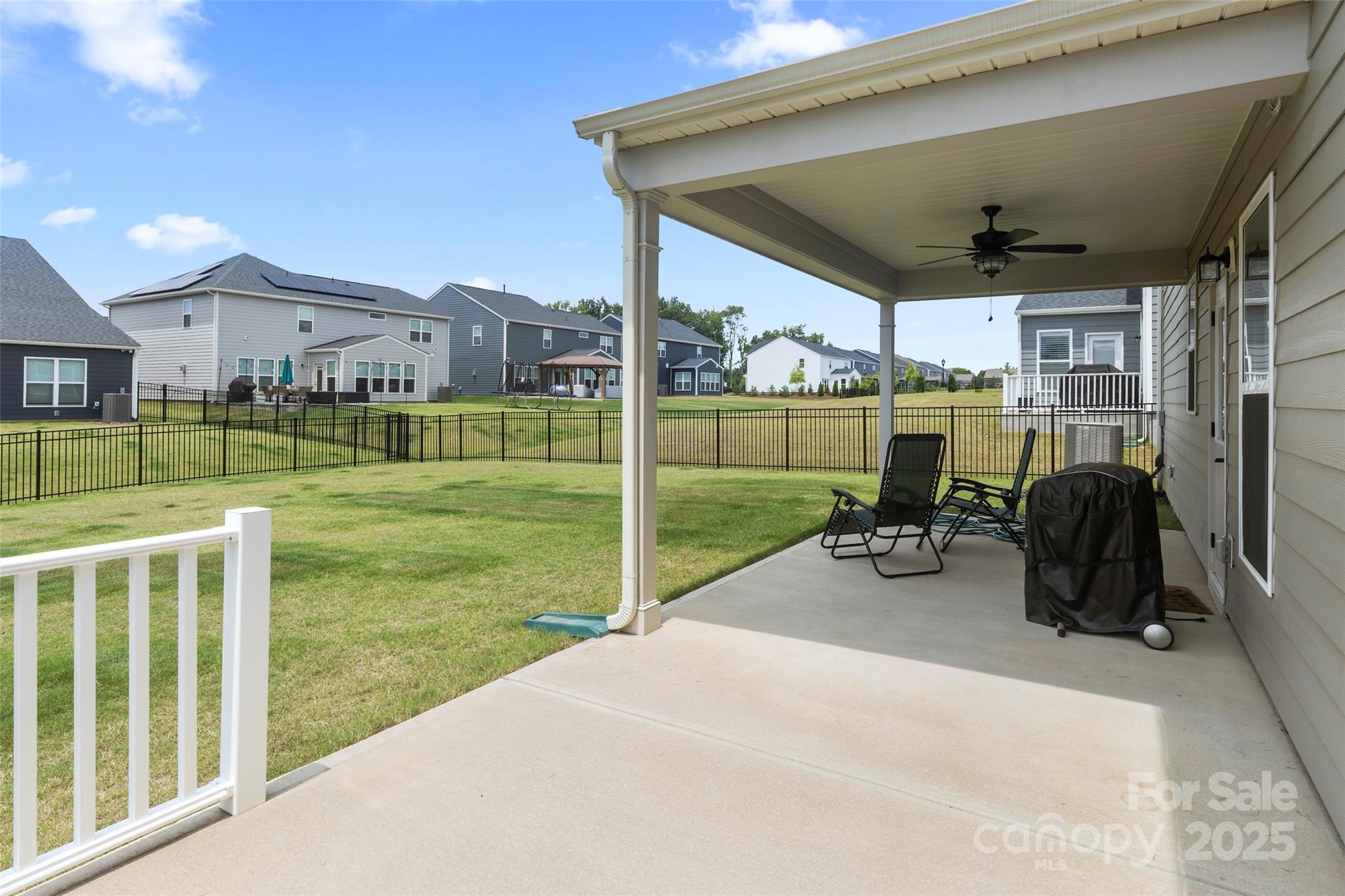 Charlotte, North Carolina, 28278, United States, 5 Bedrooms Bedrooms, ,5 BathroomsBathrooms,Residential,For Sale,1866050