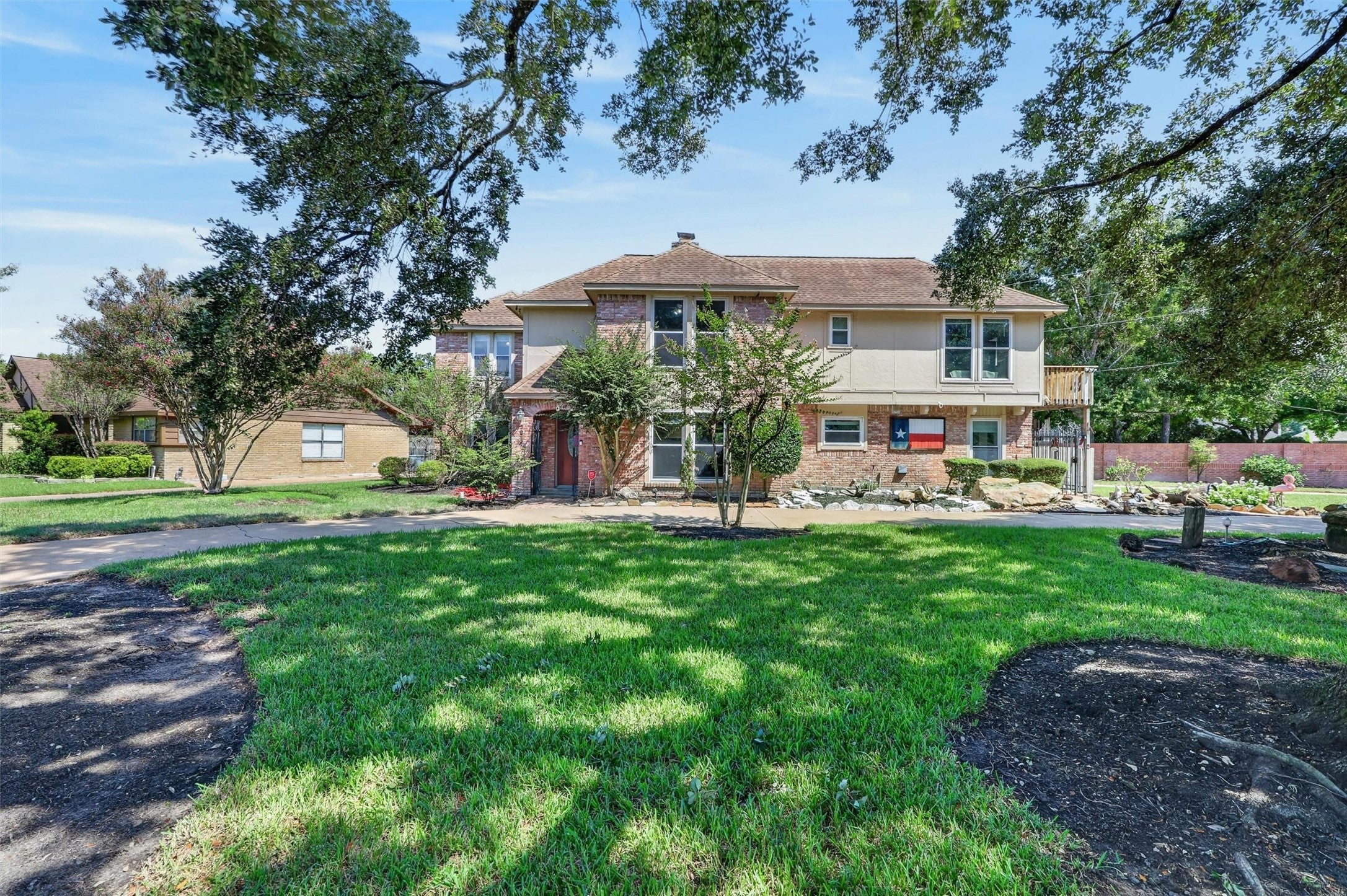Creek Crest Dr, Houston, TX 77095