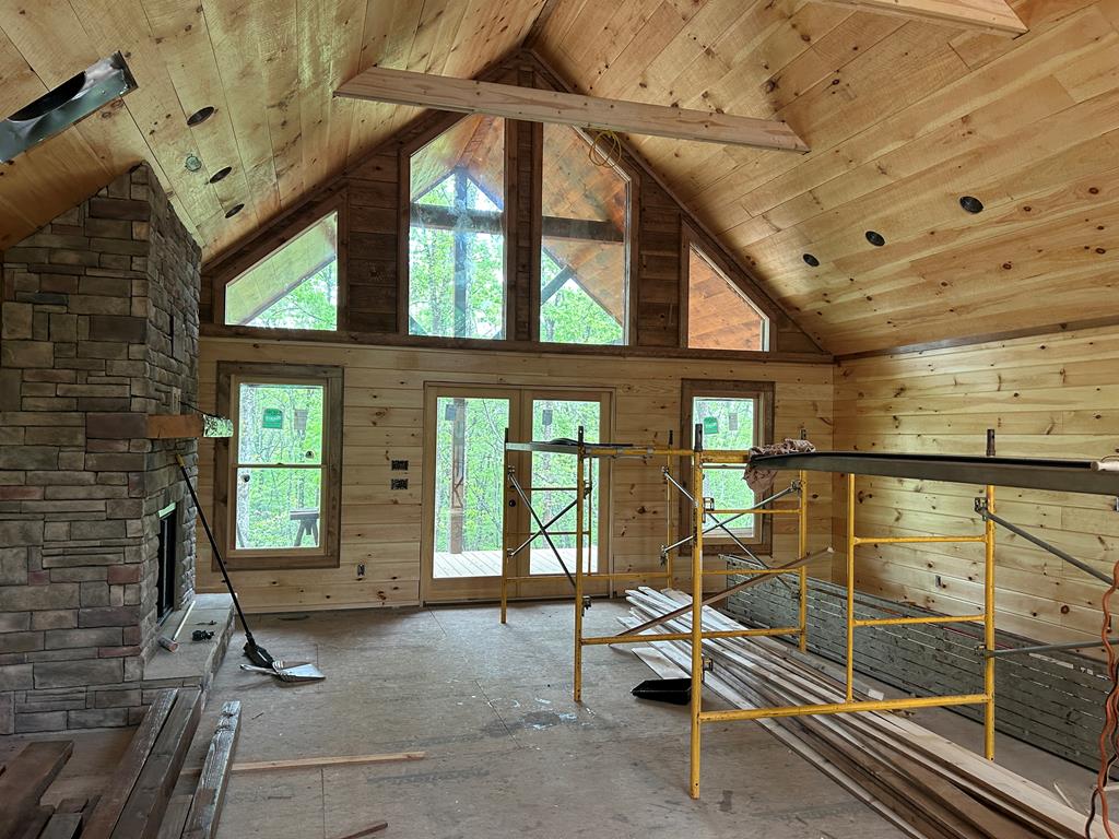 Mineral Bluff, Georgia, 30559, United States, 4 Bedrooms Bedrooms, ,3 BathroomsBathrooms,Residential,For Sale,1859066