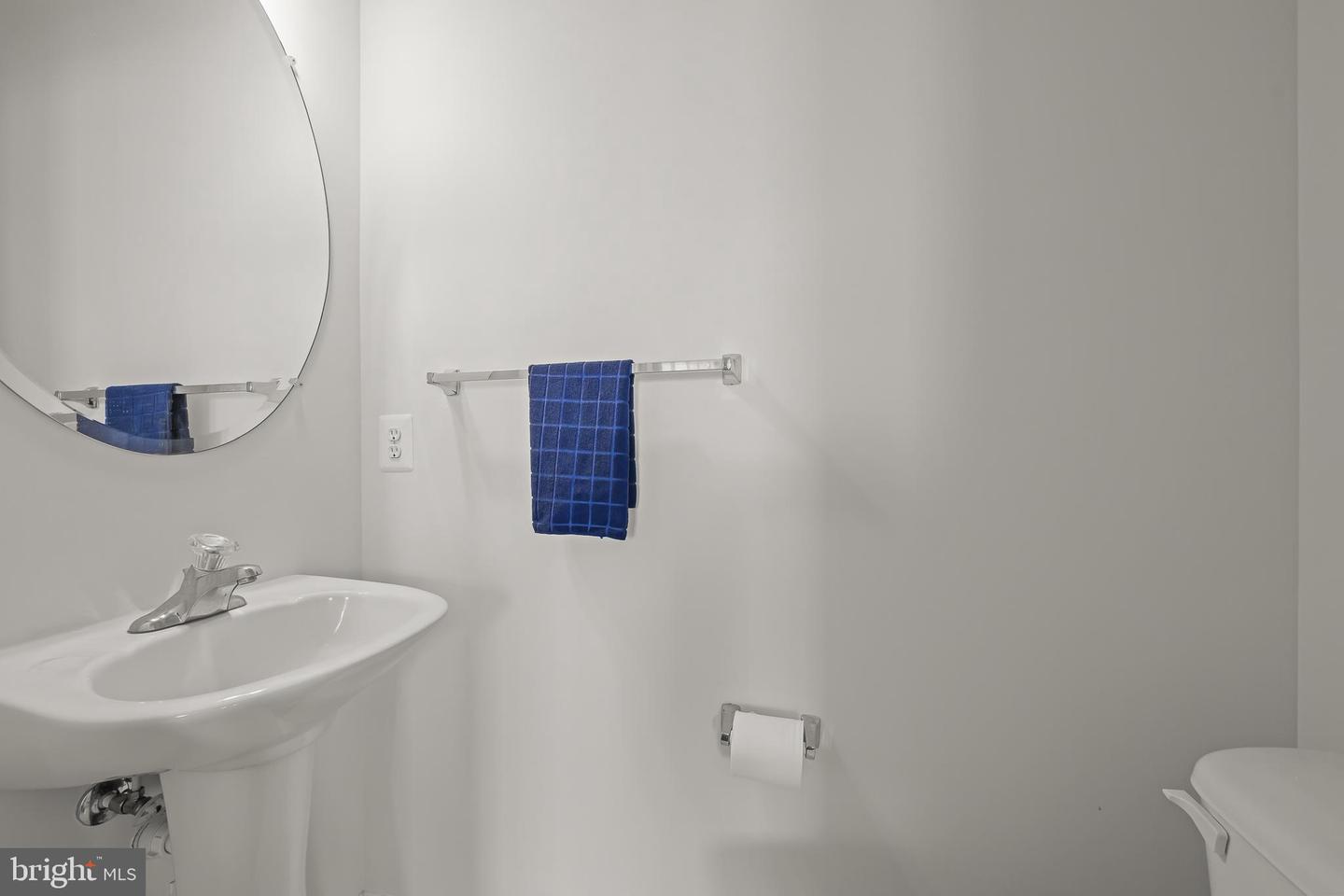 Bear, Delaware, 19701, United States, 4 Bedrooms Bedrooms, ,3 BathroomsBathrooms,Residential,For Sale,1867044