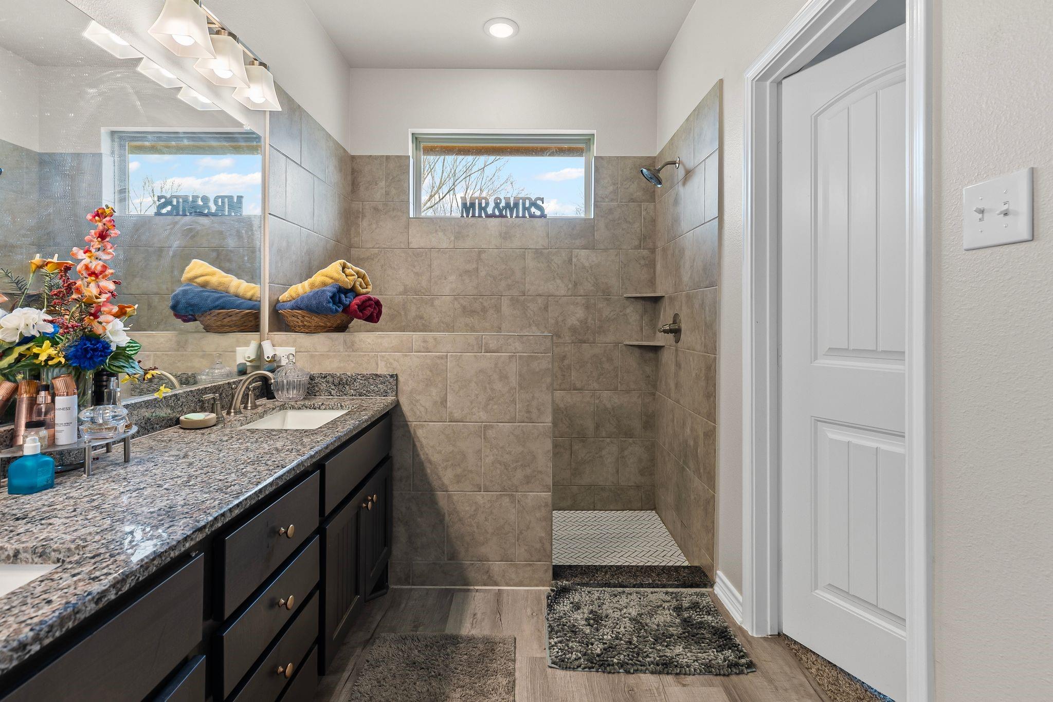 Royse City, Texas, 75135, United States, 3 Bedrooms Bedrooms, ,2 BathroomsBathrooms,Residential,For Sale,1975970