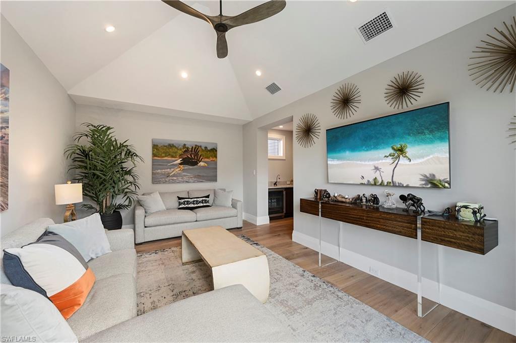 Naples, Florida, 34102, United States, 5 Bedrooms Bedrooms, ,6 BathroomsBathrooms,Residential,For Sale,1912441