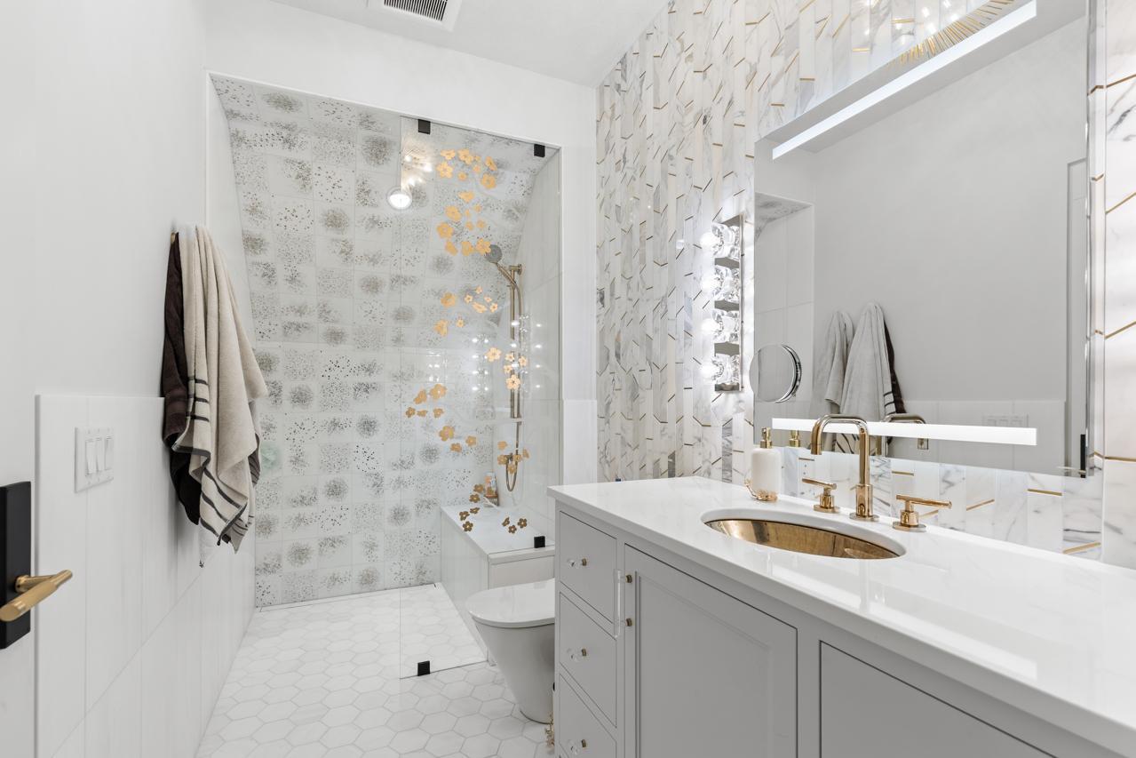 Orono, Minnesota, 55391, United States, 6 Bedrooms Bedrooms, ,3 BathroomsBathrooms,Residential,For Sale,2000639