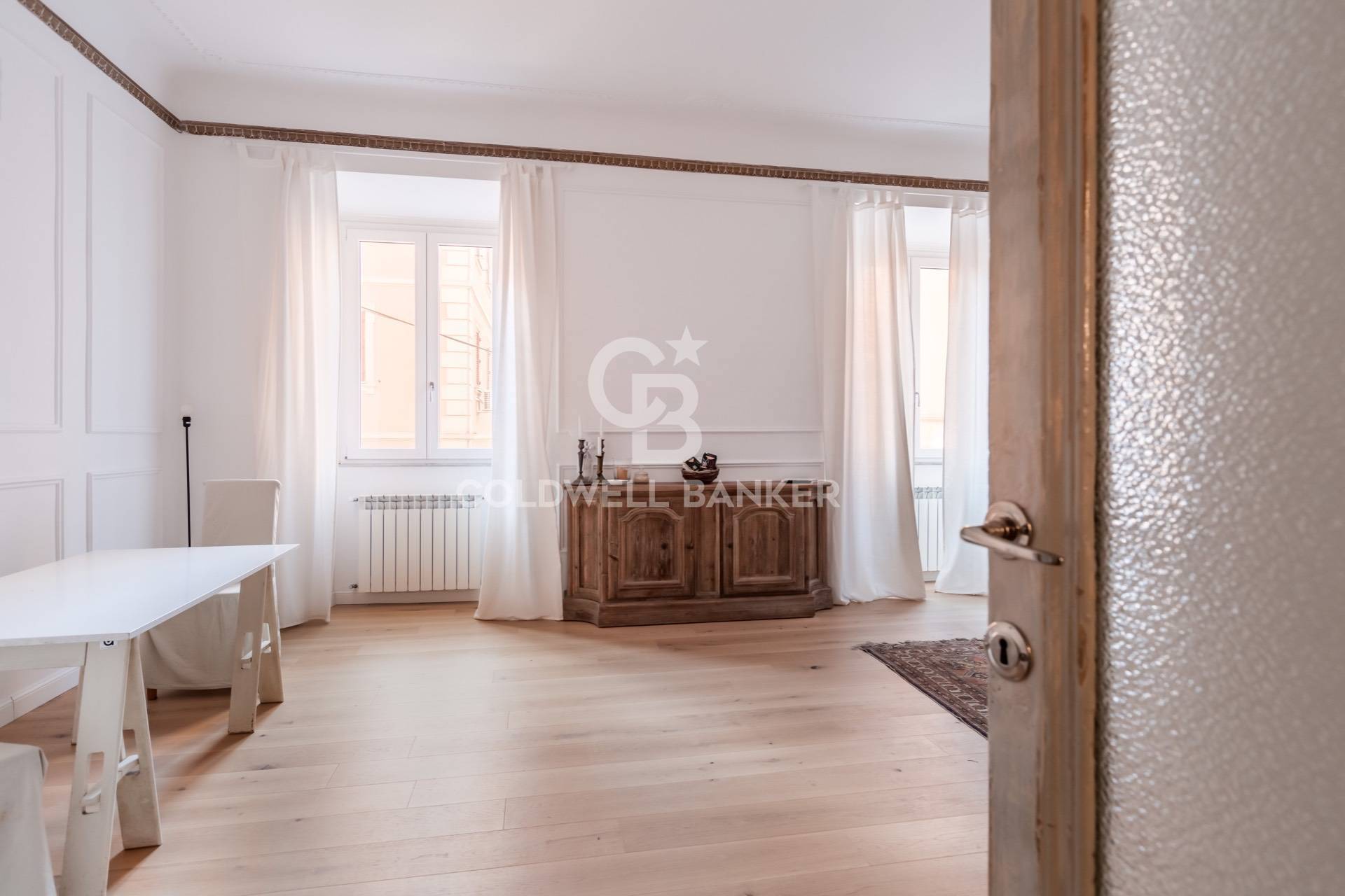 Roma, Roma, 00100, IT, 2 Bedrooms Bedrooms, ,1 BathroomBathrooms,Residential,For Sale,1720839