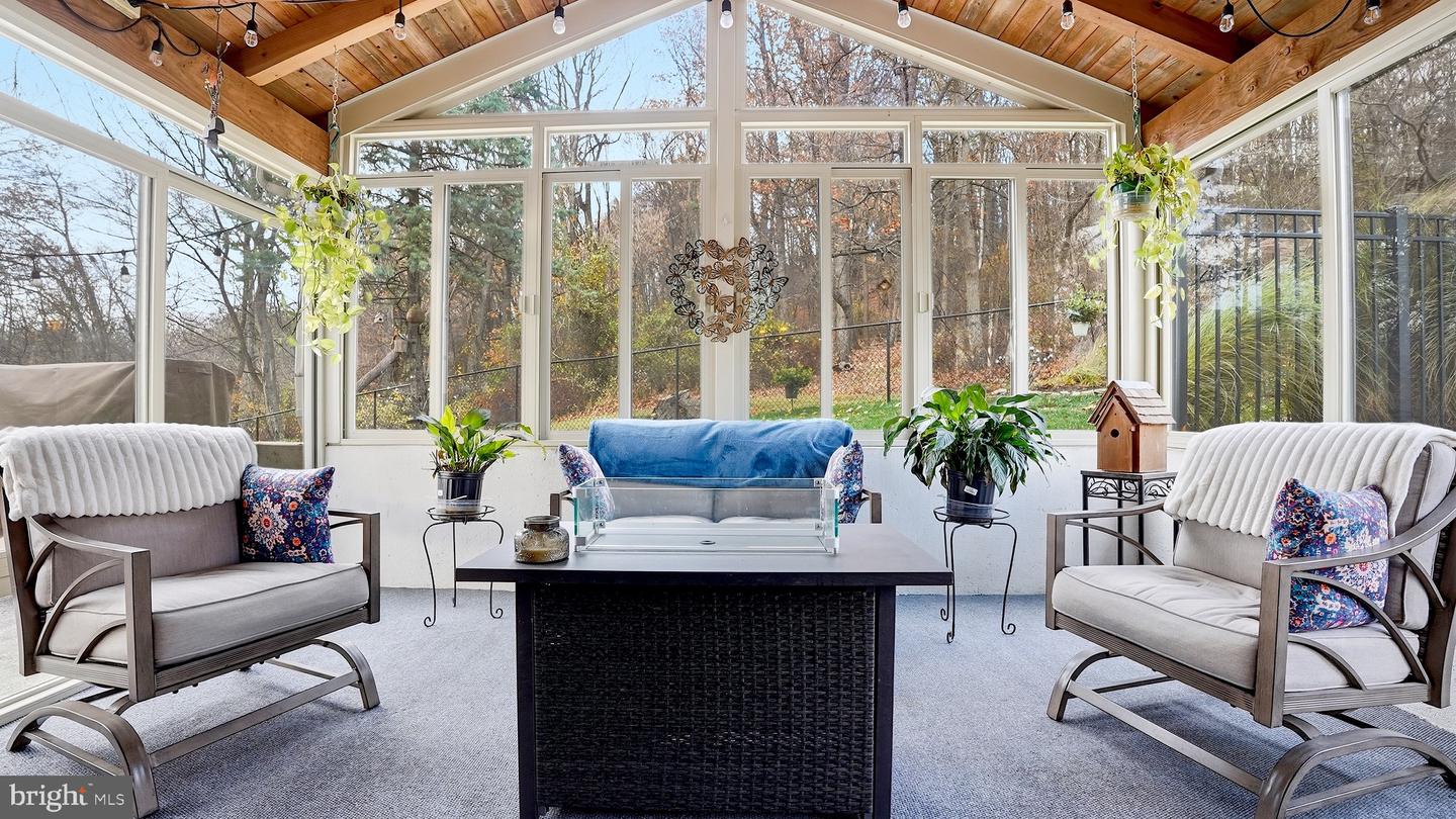 Allentown, Pennsylvania, 18103, United States, 3 Bedrooms Bedrooms, ,2 BathroomsBathrooms,Residential,For Sale,1993254