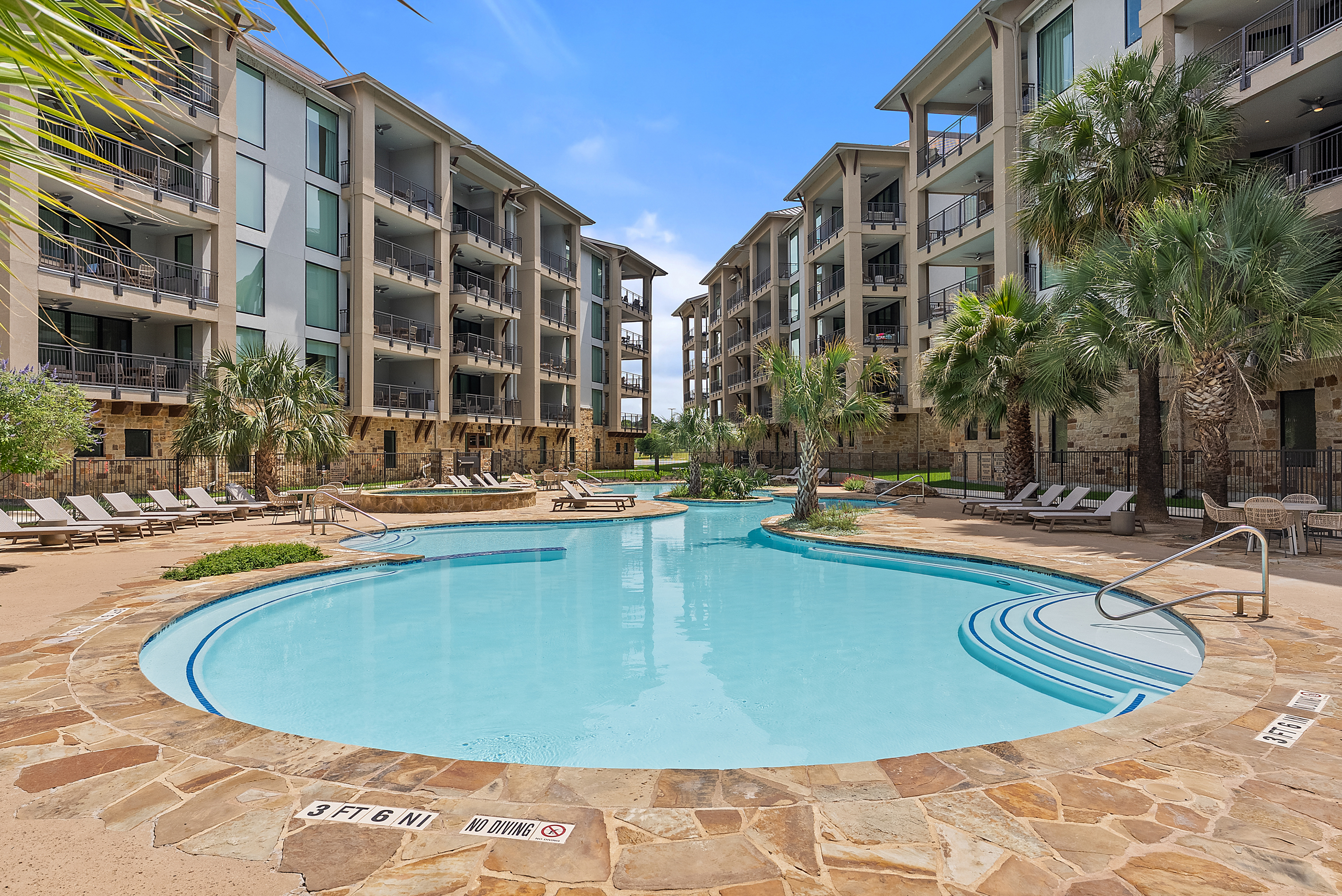  84 Island Drive, Horseshoe Bay, TX 78657 - 物件實景