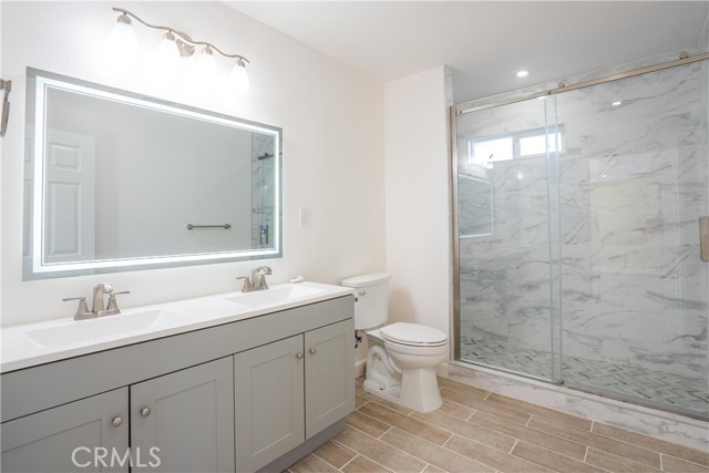 Long Beach, California, 90805, United States, 4 Bedrooms Bedrooms, ,2 BathroomsBathrooms,Residential,For Sale,2048127