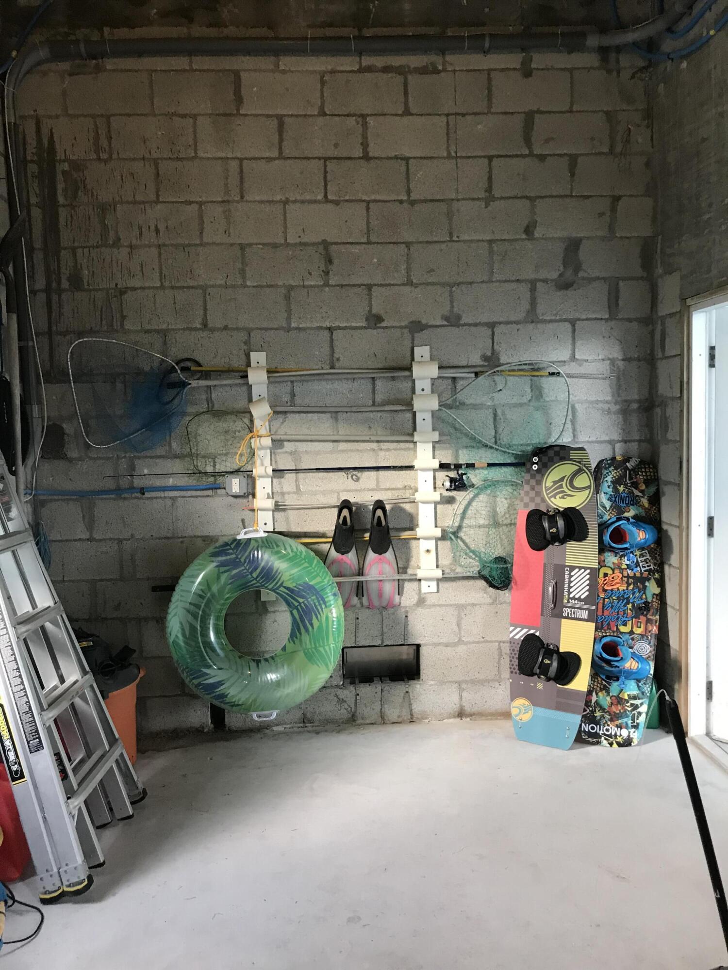 MARATHON, Florida, 33050, United States, 3 Bedrooms Bedrooms, ,2 BathroomsBathrooms,Residential,For Sale,1989010