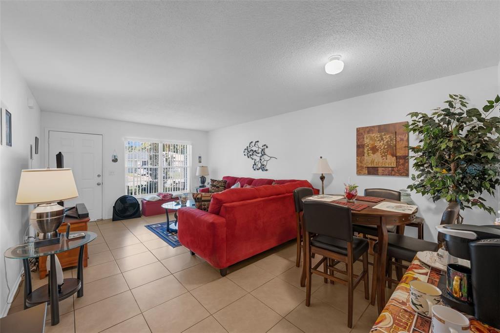 Orlando, Florida, 32825, United States, 4 Bedrooms Bedrooms, ,Residential,For Sale,1957185