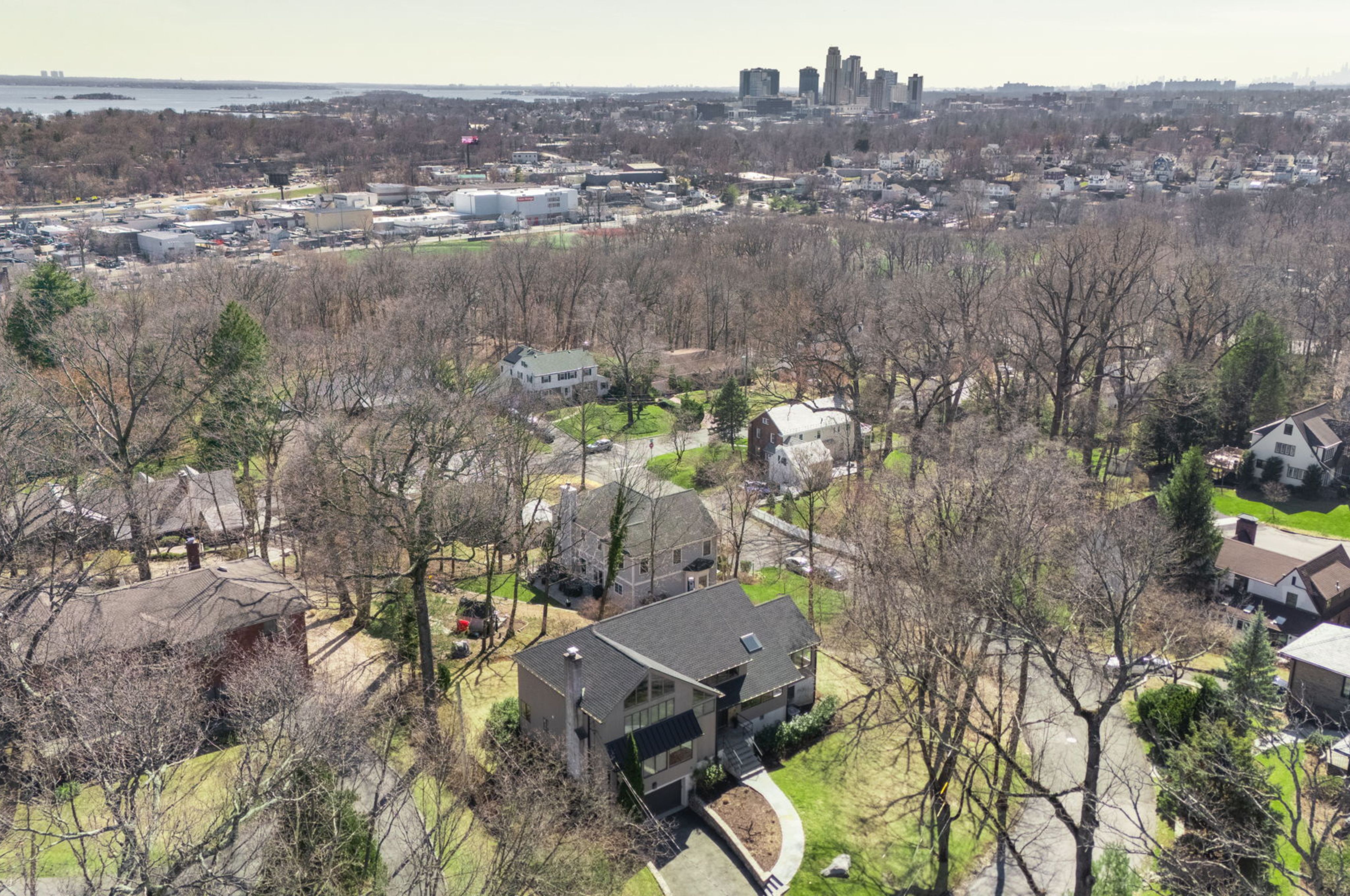  Stunning Beechmont Contemporary - 物件實景