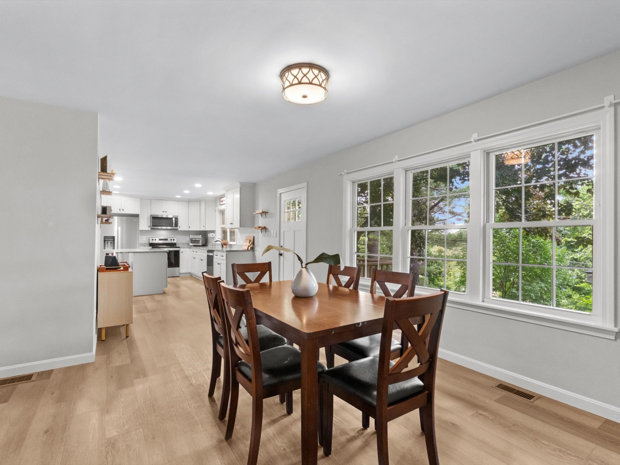  11 Mendon Road, Northbridge, MA 01534 - 物件實景