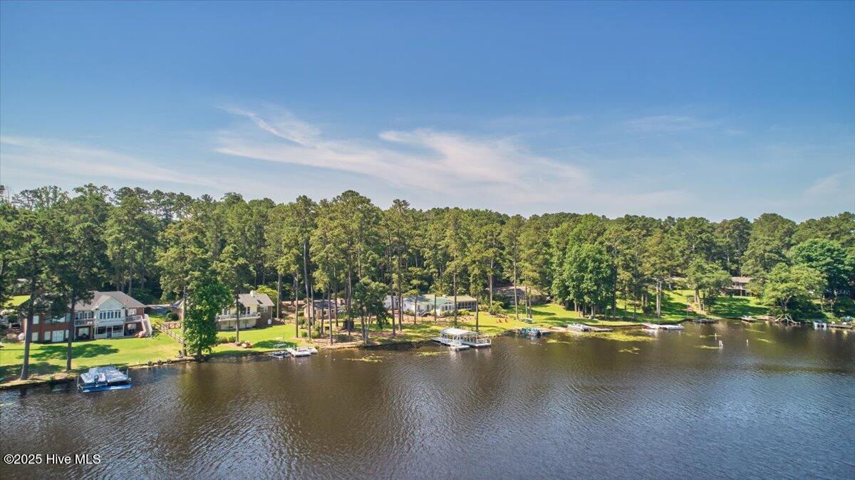 Whispering Pines, North Carolina, 28327, United States, 2 Bedrooms Bedrooms, ,2 BathroomsBathrooms,Residential,For Sale,1997179