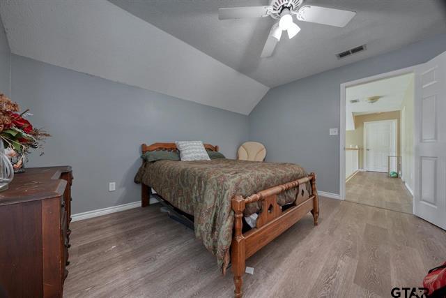 Lindale, Texas, 75771, United States, 4 Bedrooms Bedrooms, ,3 BathroomsBathrooms,Residential,For Sale,1937057