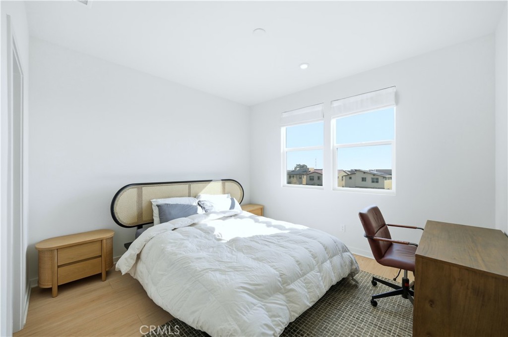 Fontana, California, 92336, United States, 4 Bedrooms Bedrooms, ,3 BathroomsBathrooms,Residential,For Sale,1995371