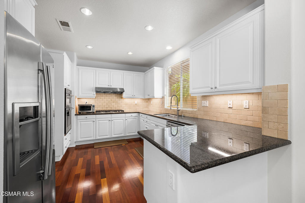 Newbury Park, California, 91320, United States, 4 Bedrooms Bedrooms, ,3 BathroomsBathrooms,Residential,For Sale,1899538