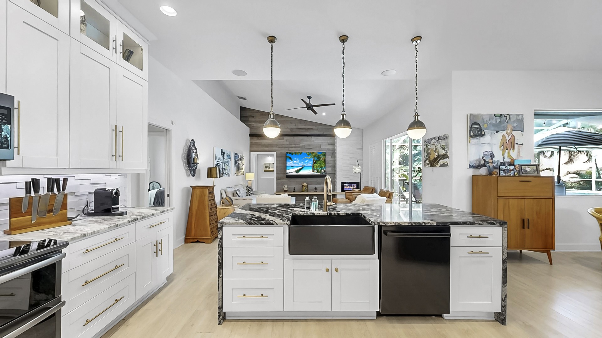 Apollo Beach, Florida, 33572, United States, 4 Bedrooms Bedrooms, ,3 BathroomsBathrooms,Residential,For Sale,1895059