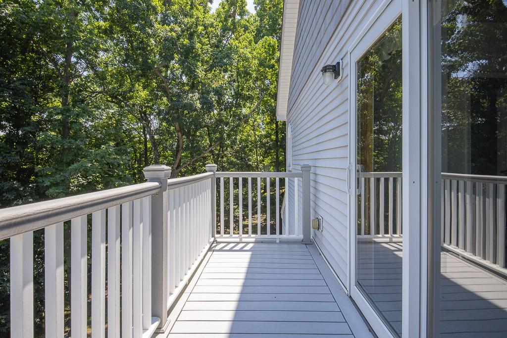 Fort Montgomery, New York, 10922, United States, 4 Bedrooms Bedrooms, ,3 BathroomsBathrooms,Residential,For Sale,1974942