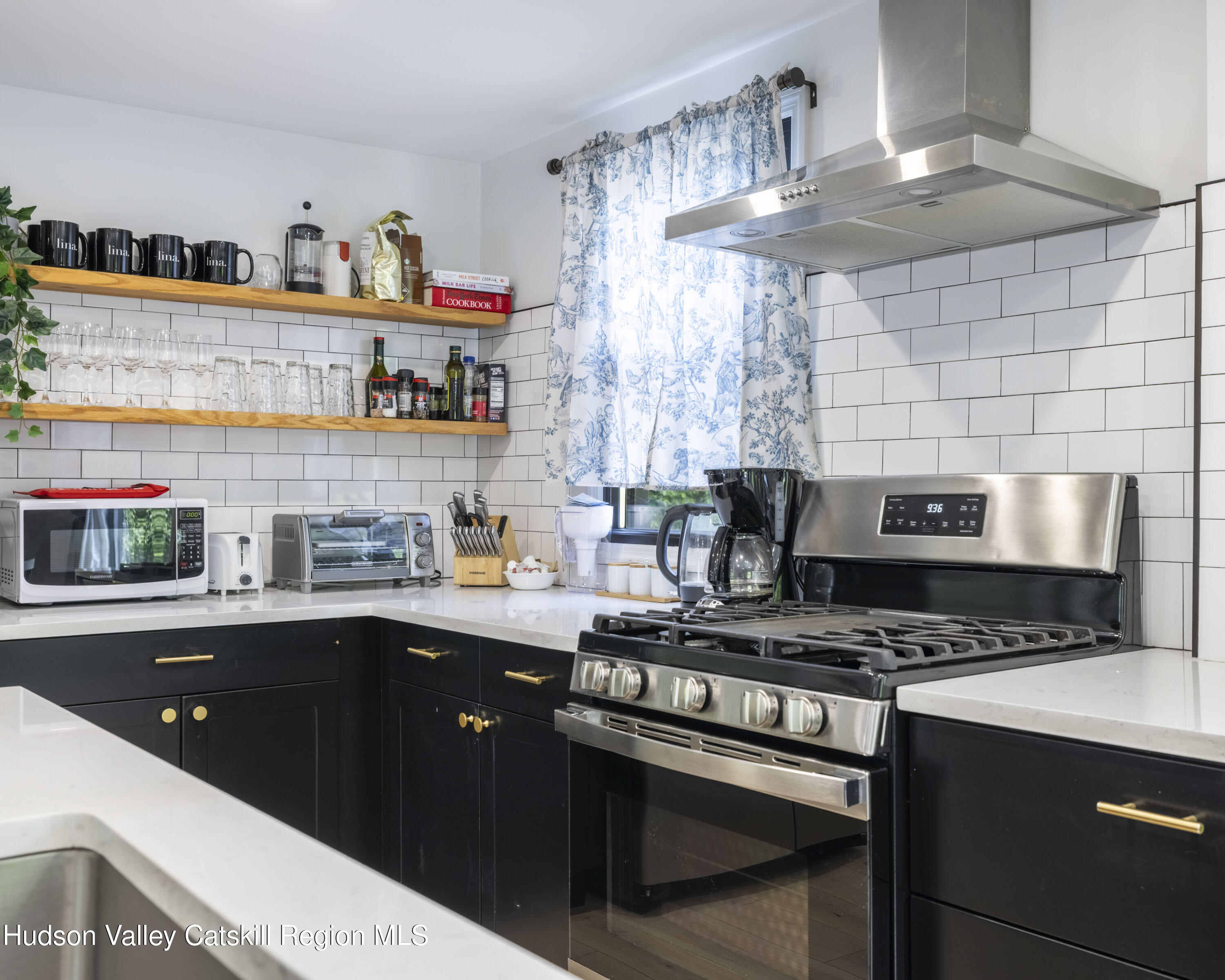 Windham, New York, 12496, United States, 3 Bedrooms Bedrooms, ,3 BathroomsBathrooms,Residential,For Sale,1850015