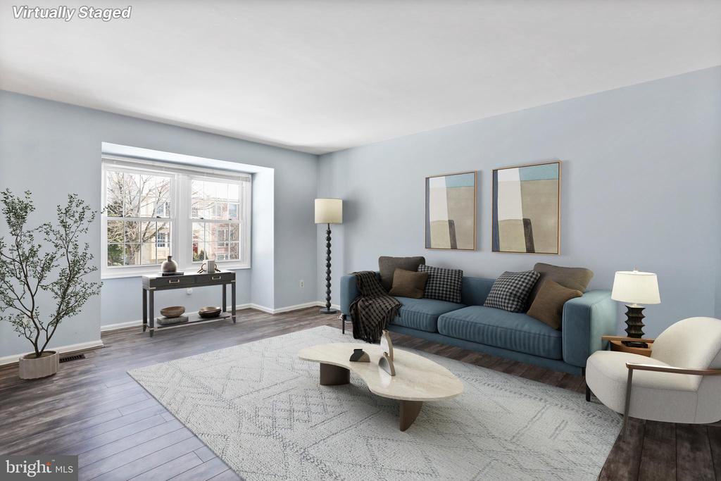 Sterling, Virginia, 20164, United States, 2 Bedrooms Bedrooms, ,3 BathroomsBathrooms,Residential,For Sale,2015095