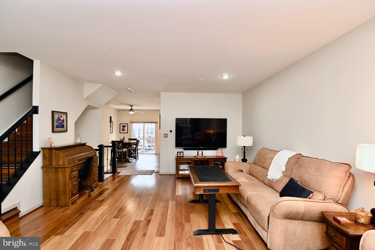 Alexandria, Virginia, 22315, United States, ,Residential,For Sale,1984525