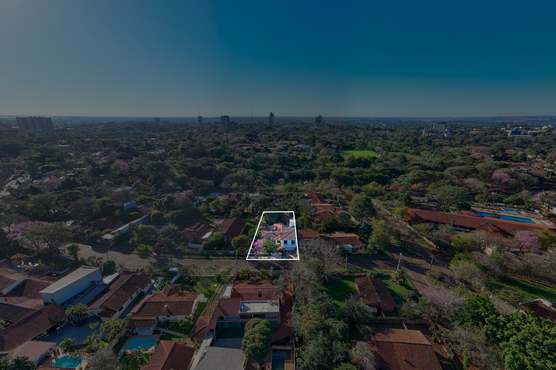  Exclusive Large-Scale Lot in Área 1, Ciudad del Este - 物件實景