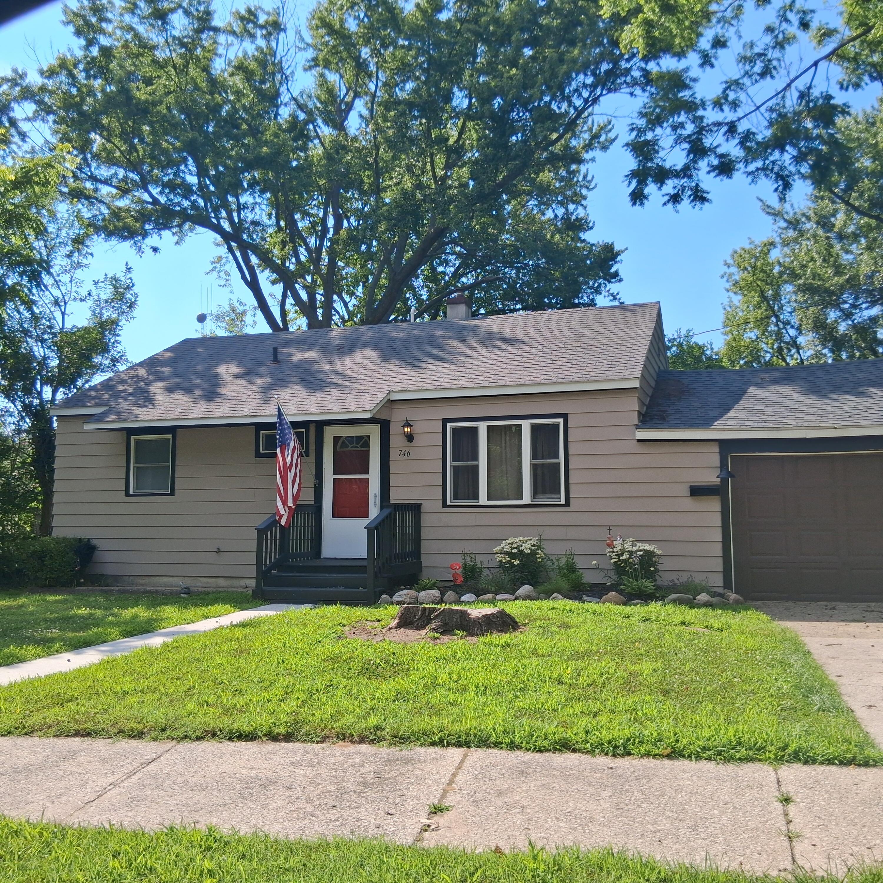 Hiways Ave, South Haven, MI 49090 #1