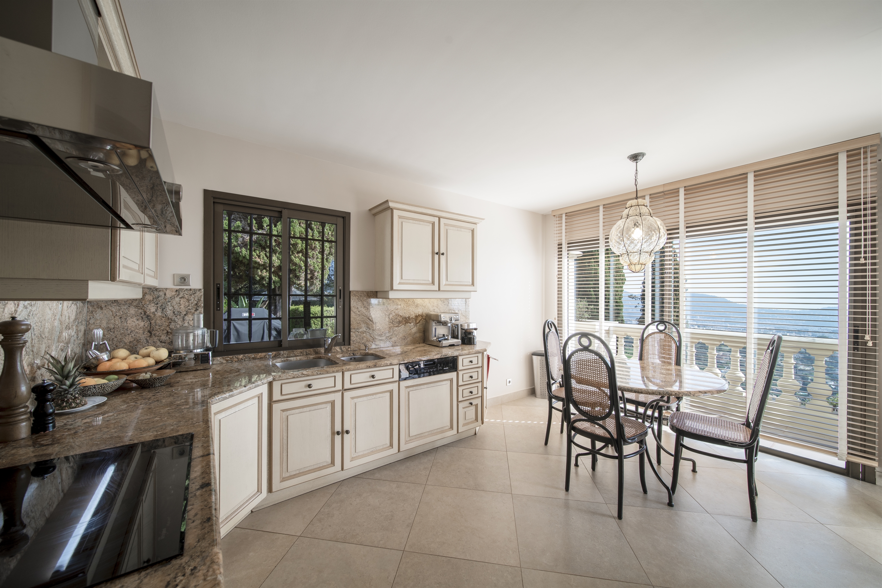  Neo-provençal villa with sea view in Nice Gairaut - 物件實景