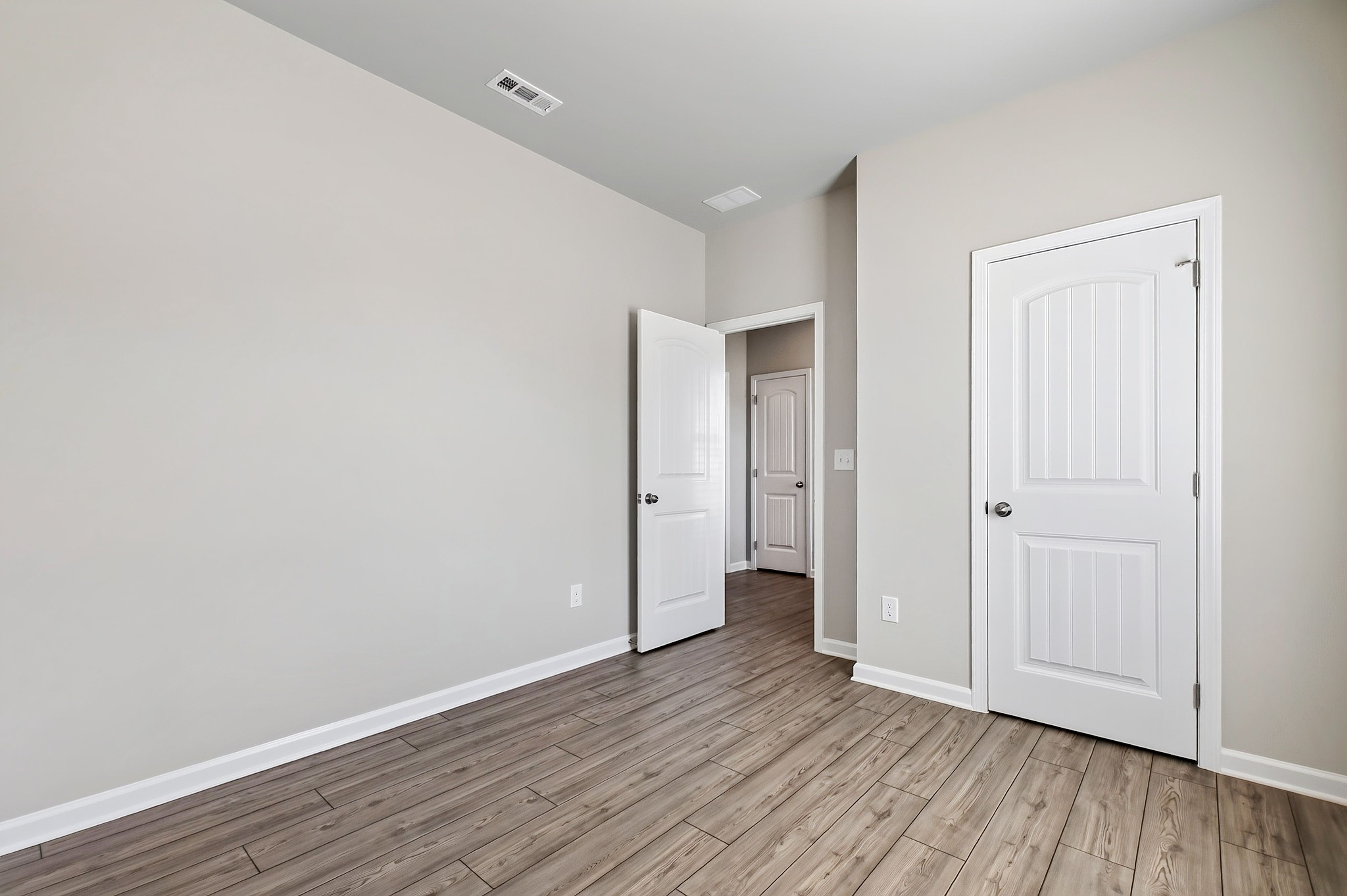  220 Citizens Court, Four Oaks, NC 27524 - 物件實景